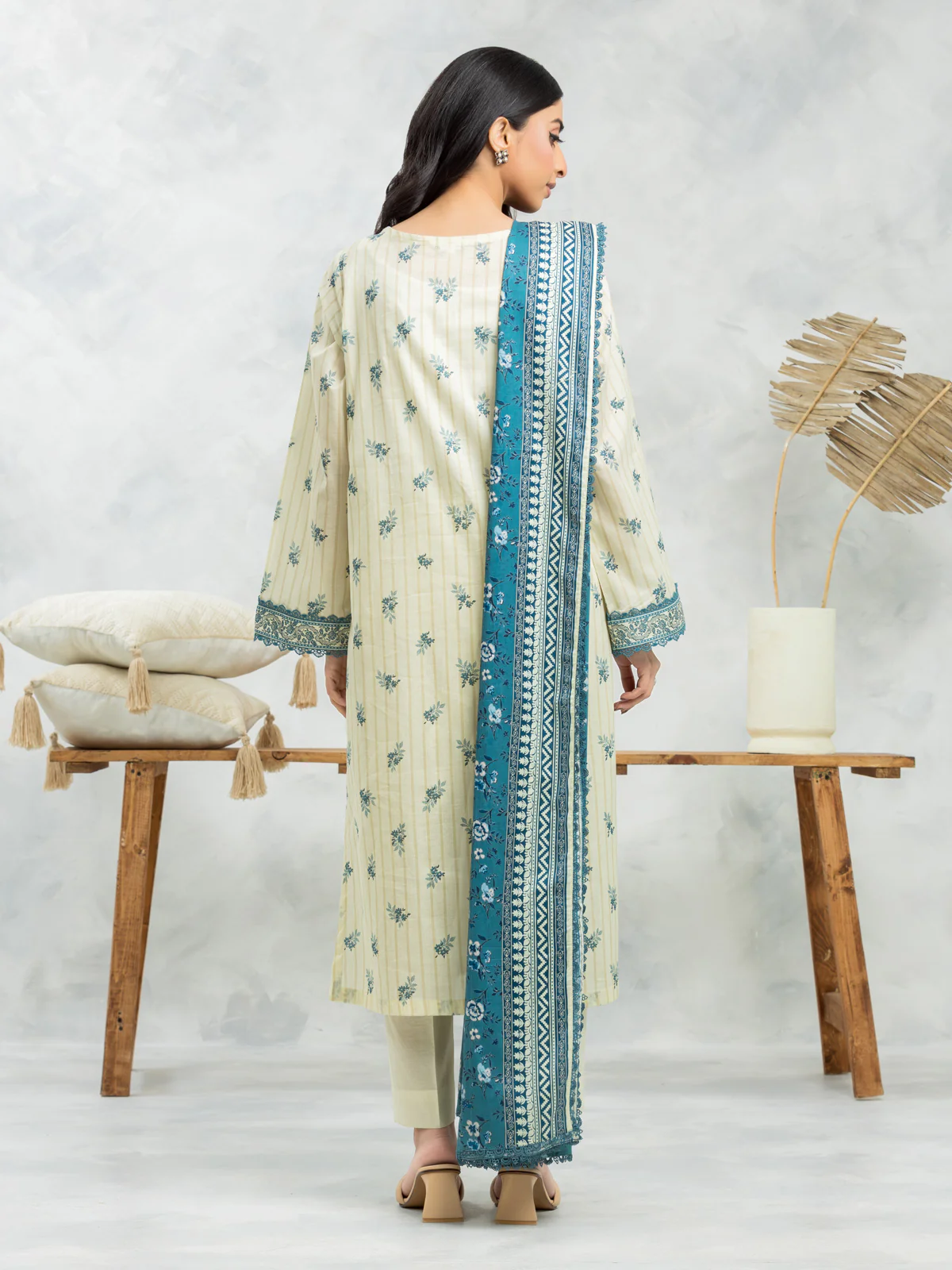 Printed Lawn Suit - EWU24A1-29471-3P - Image 2