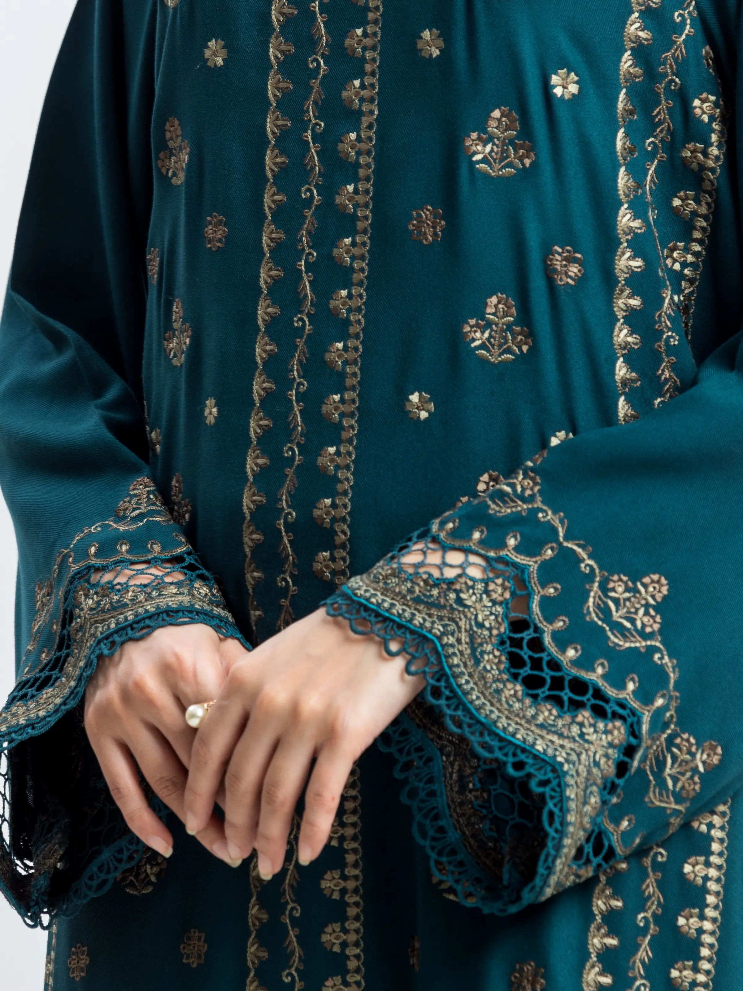 Embroidered Viscose Suit - EWU24V13-30228-3P - Image 4