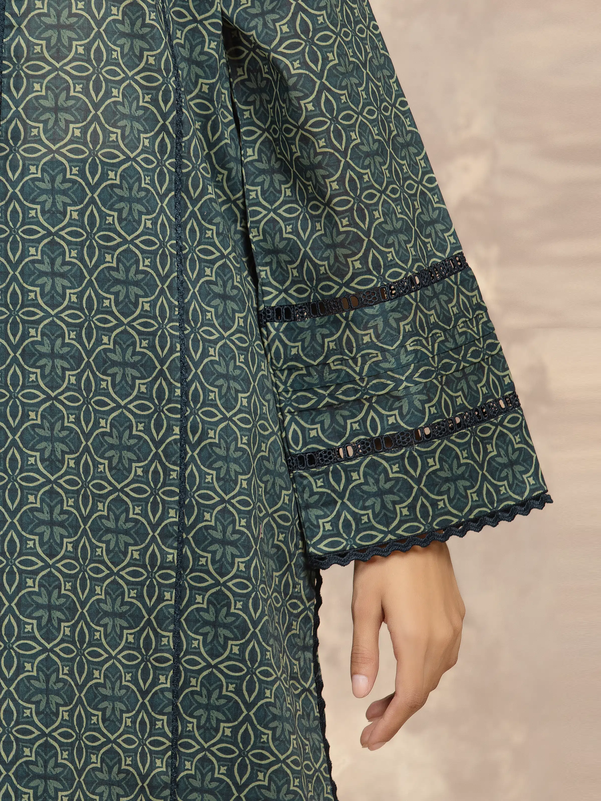 Printed Khaddar Suit - EWU5A3-36047-3P - Image 3