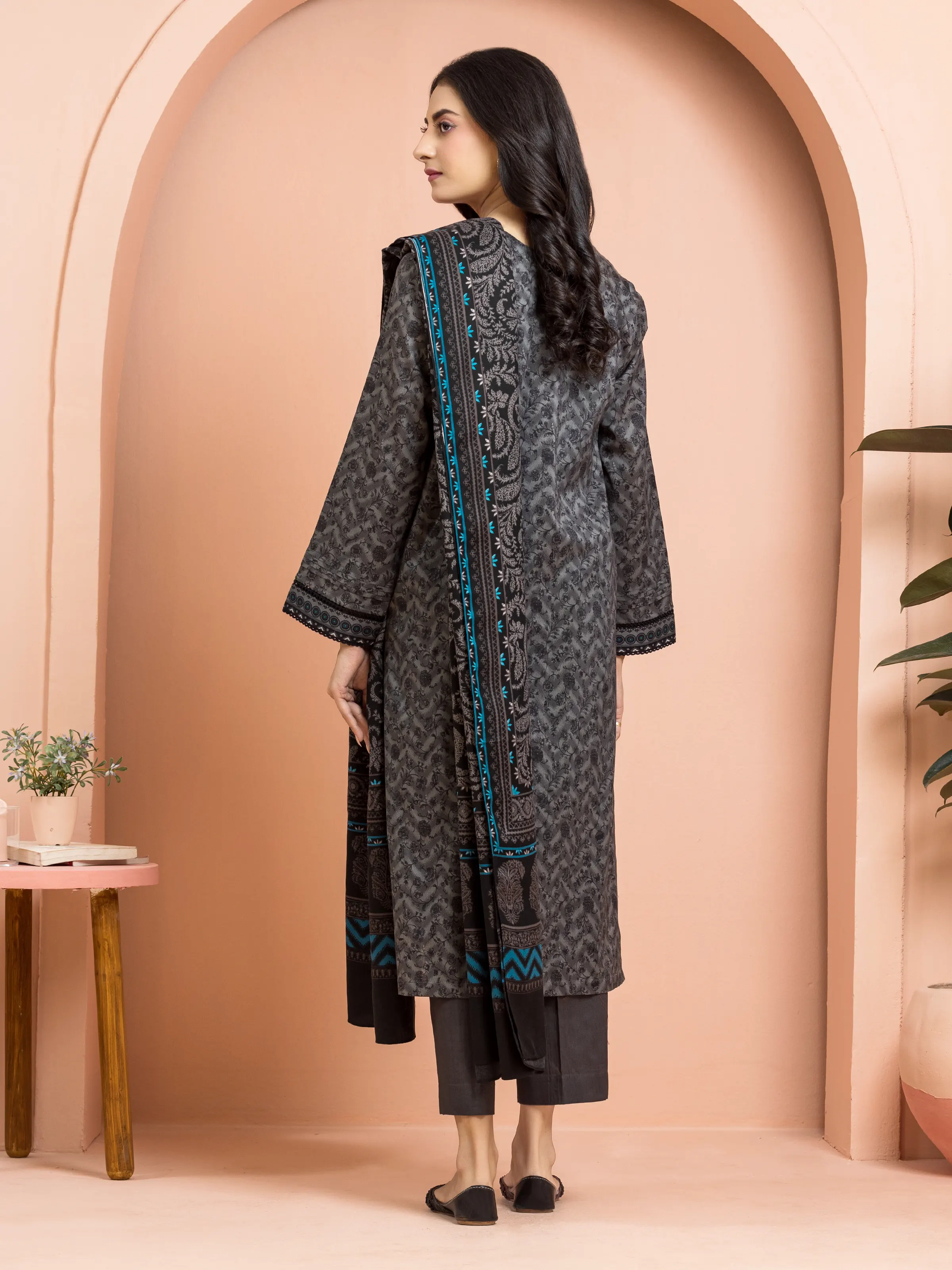 Printed Khaddar Suit - EWU24M3-117 - Image 2