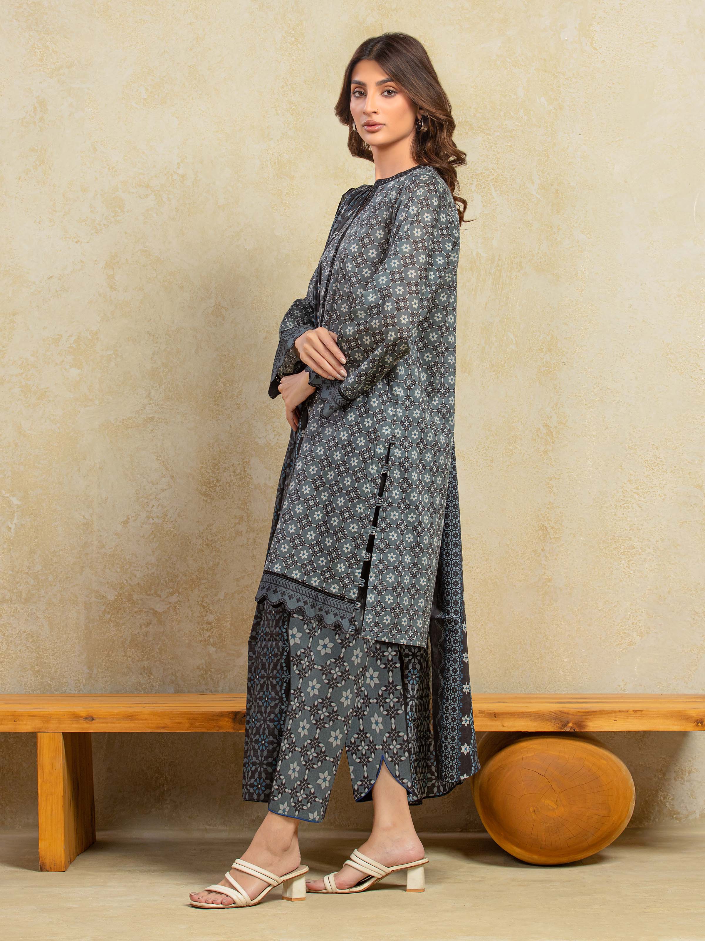 Printed Khaddar Suit - EWU5A3-36100-3P - Image 5