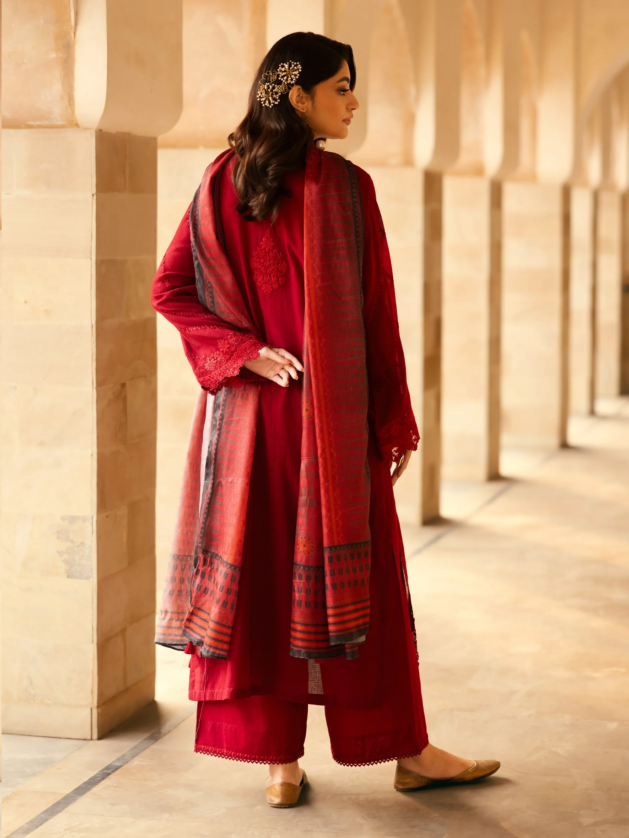 Embroidered Lawn Suit - EWU5V1-31240-3P - Image 6
