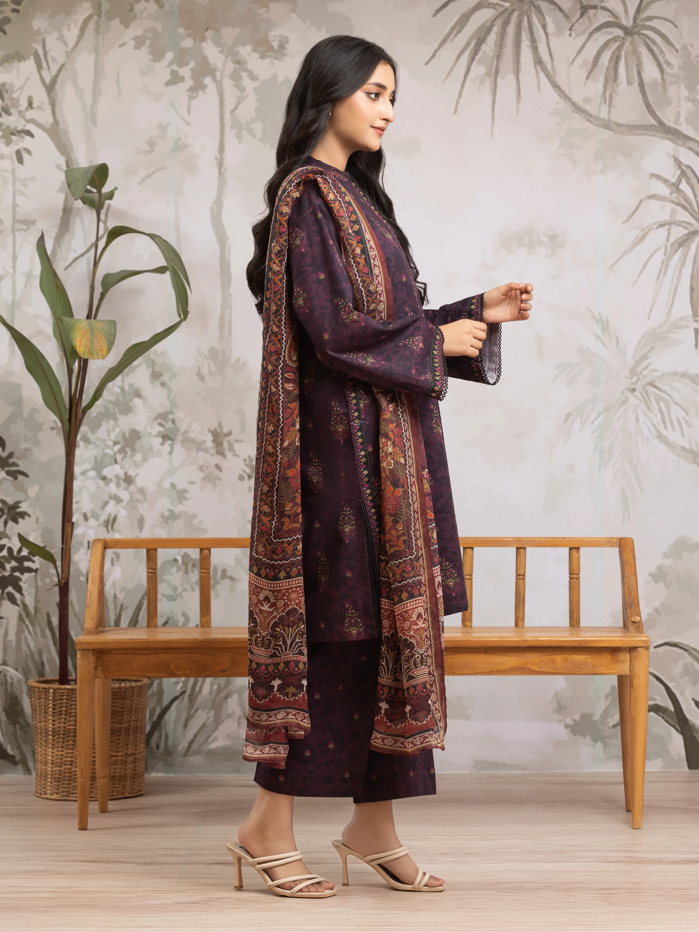 Printed Khaddar Suit - EWU24M2-171 - Image 3
