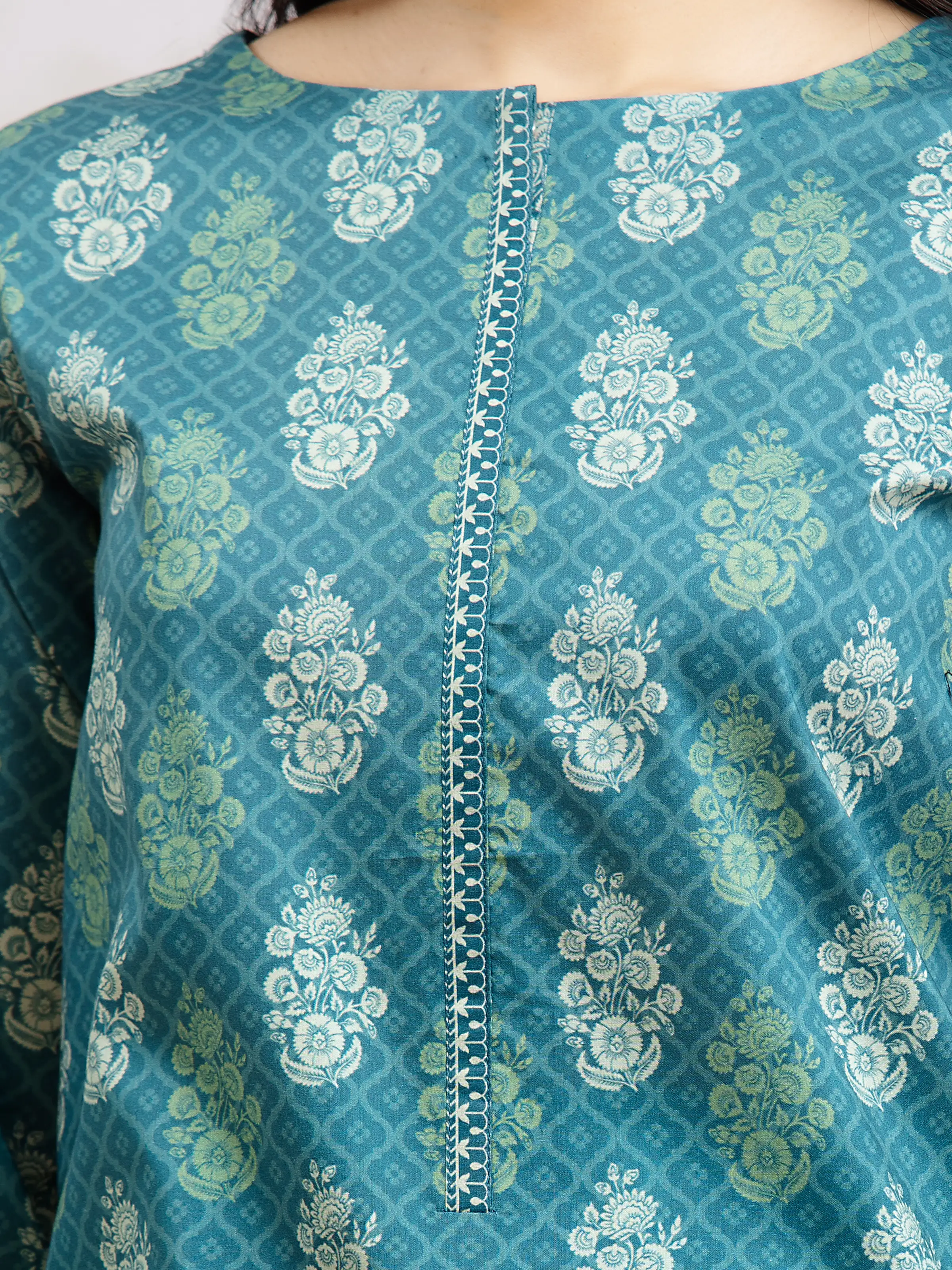 Printed Khaddar Suit - EWU24A3-29618-3P - Image 5