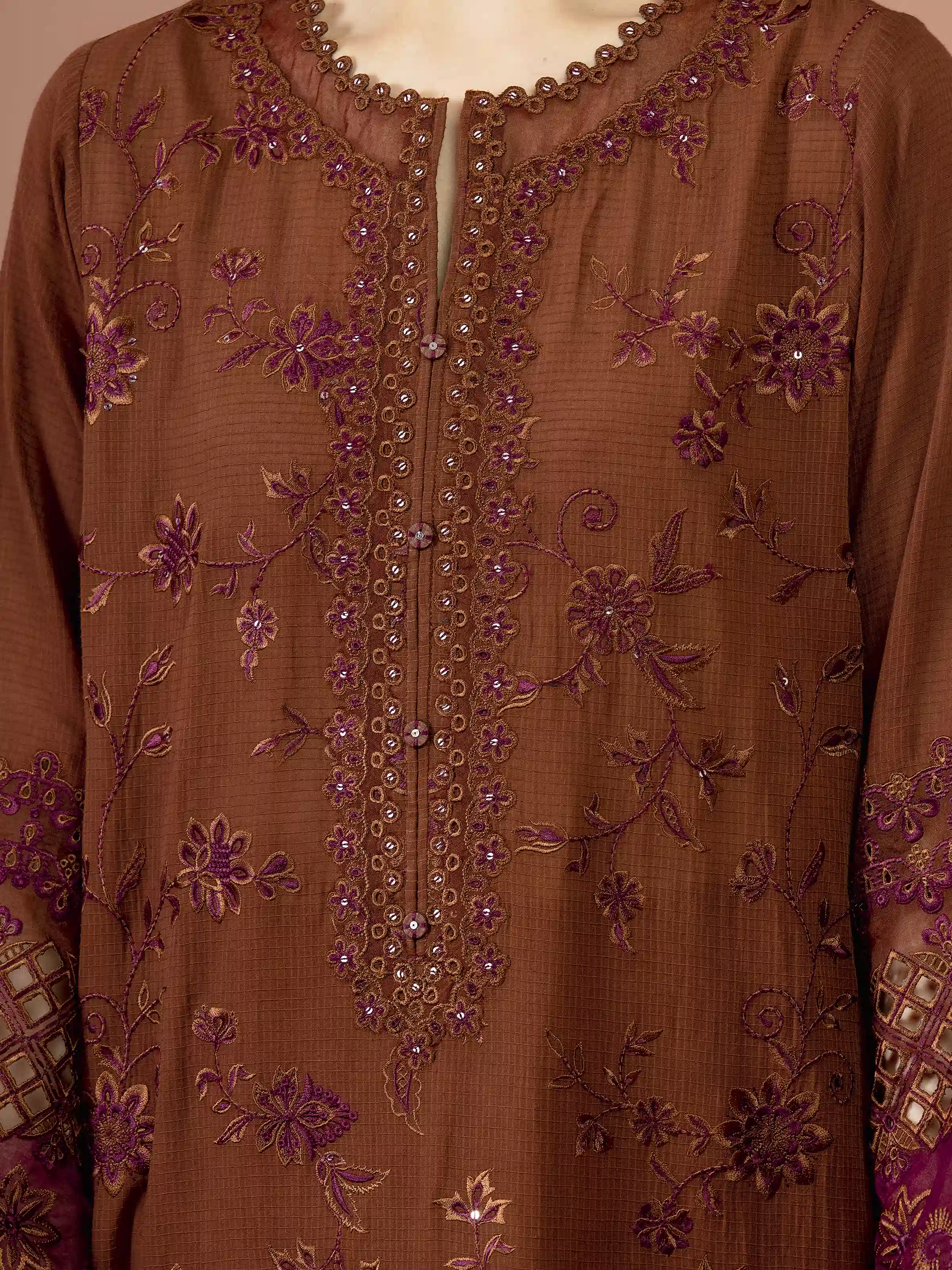 Embroidered Lawn Suit - EWU5V1-31233-3P - Image 4