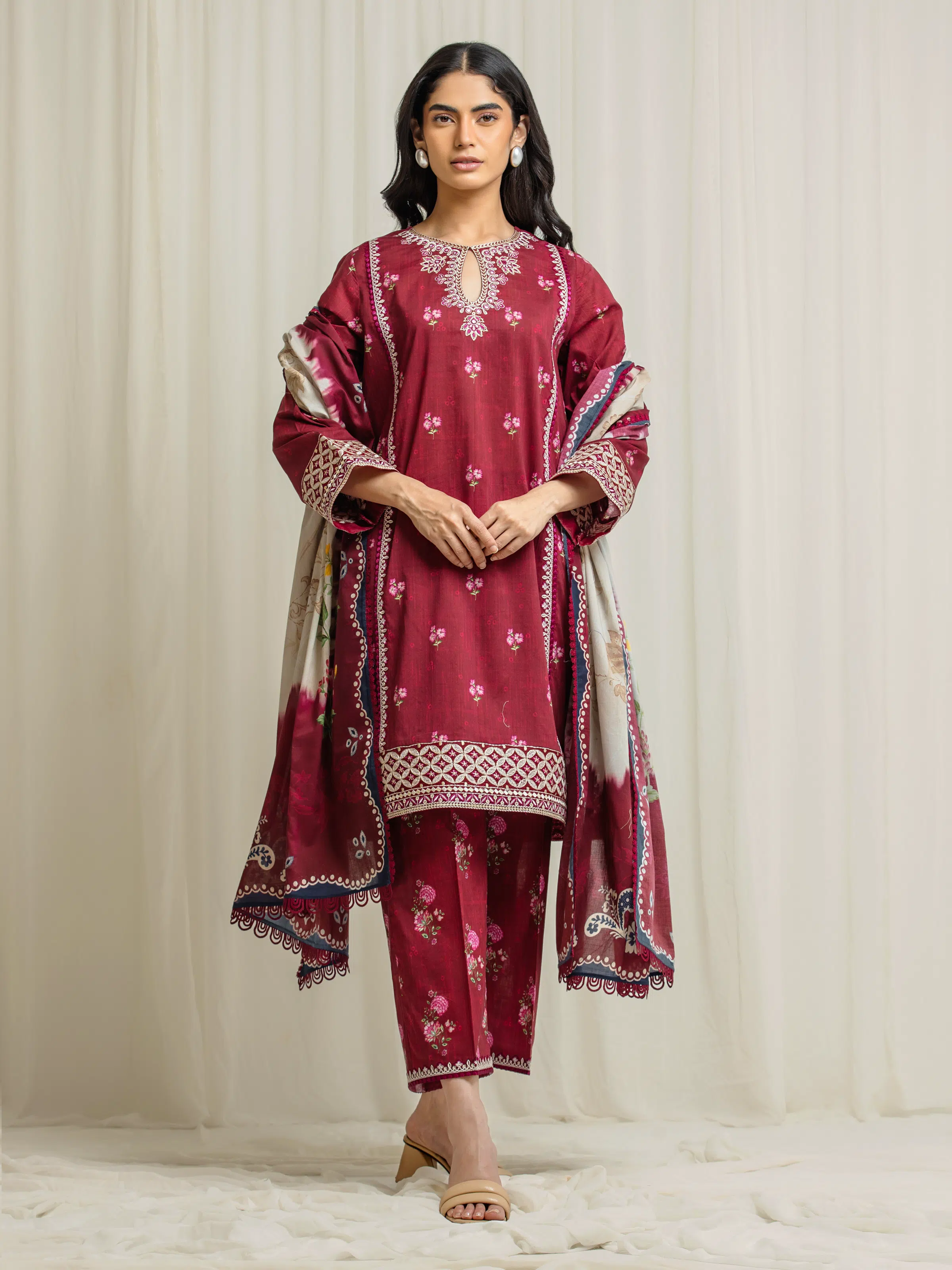 Embroidered Lawn Suit - EWU6V1-33013-3P