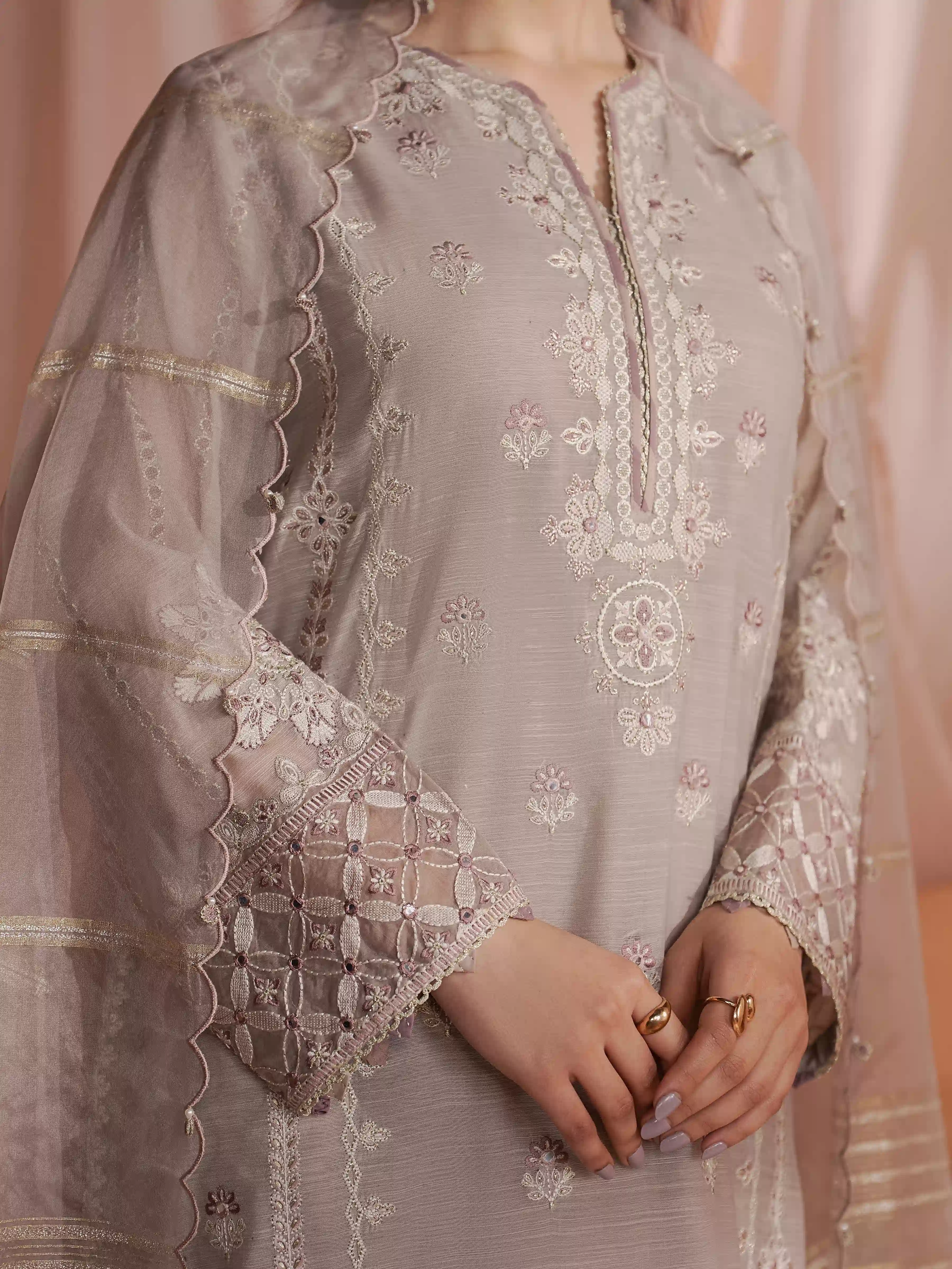Embroidered Munar Suit - EWU6V21-32064-3P - Image 4