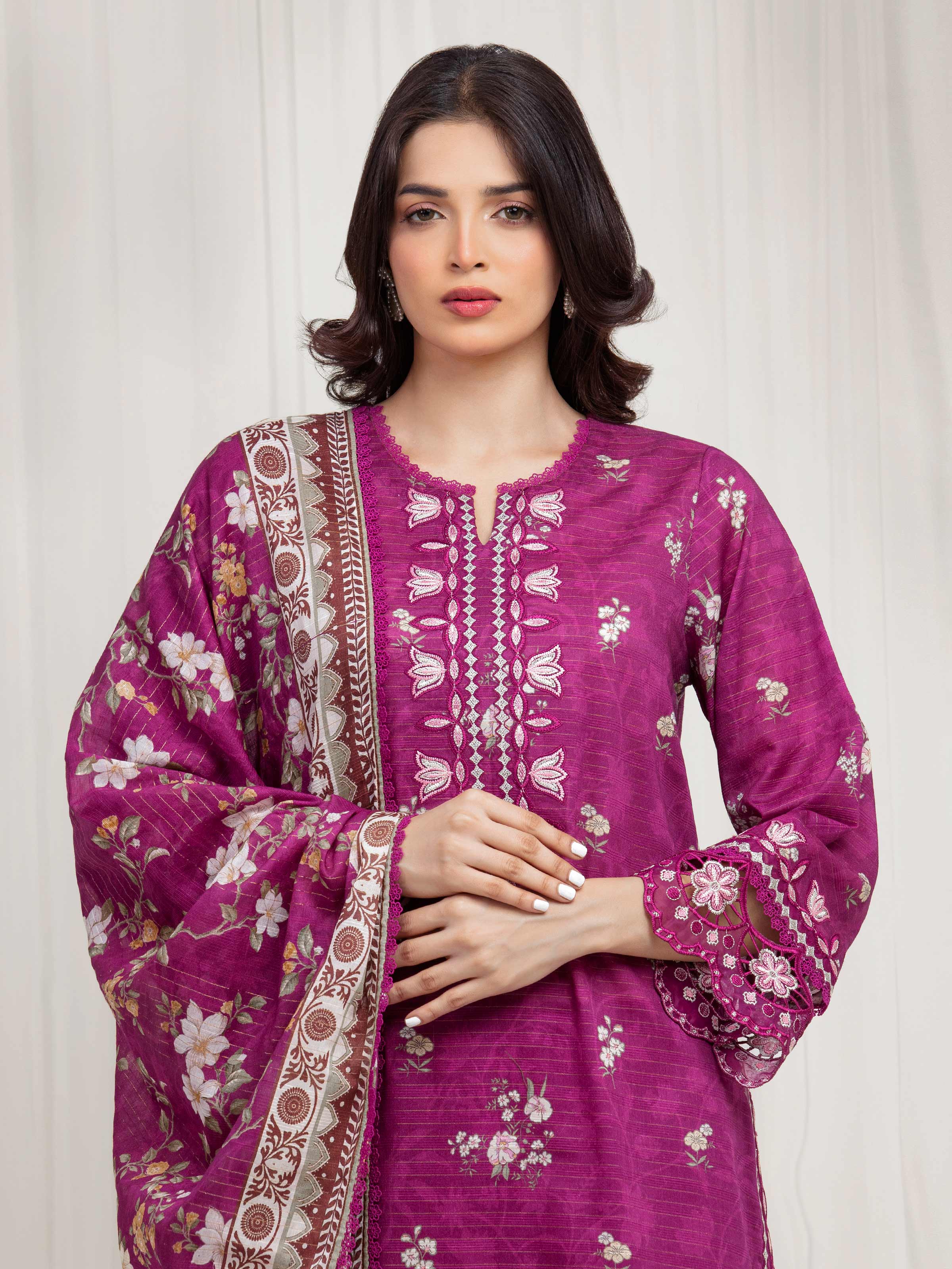 Embroidered Zari Lawn Suit - EWU6V23-33410-3P - Image 2