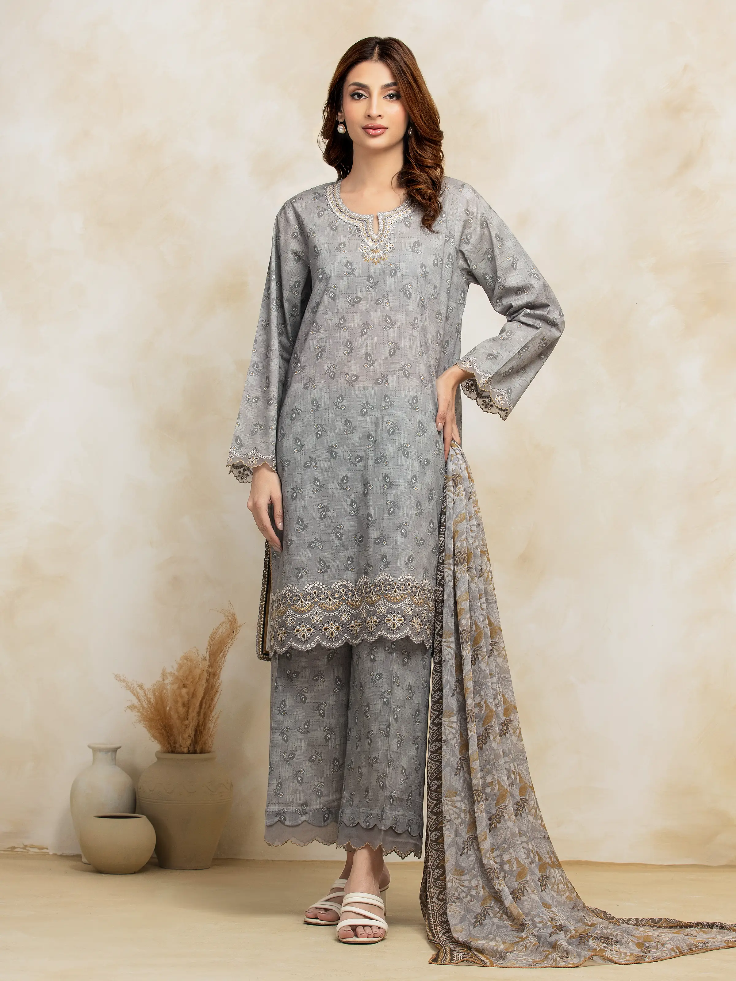 Embroidered Lawn Suit - EWU5V1-31089-3P