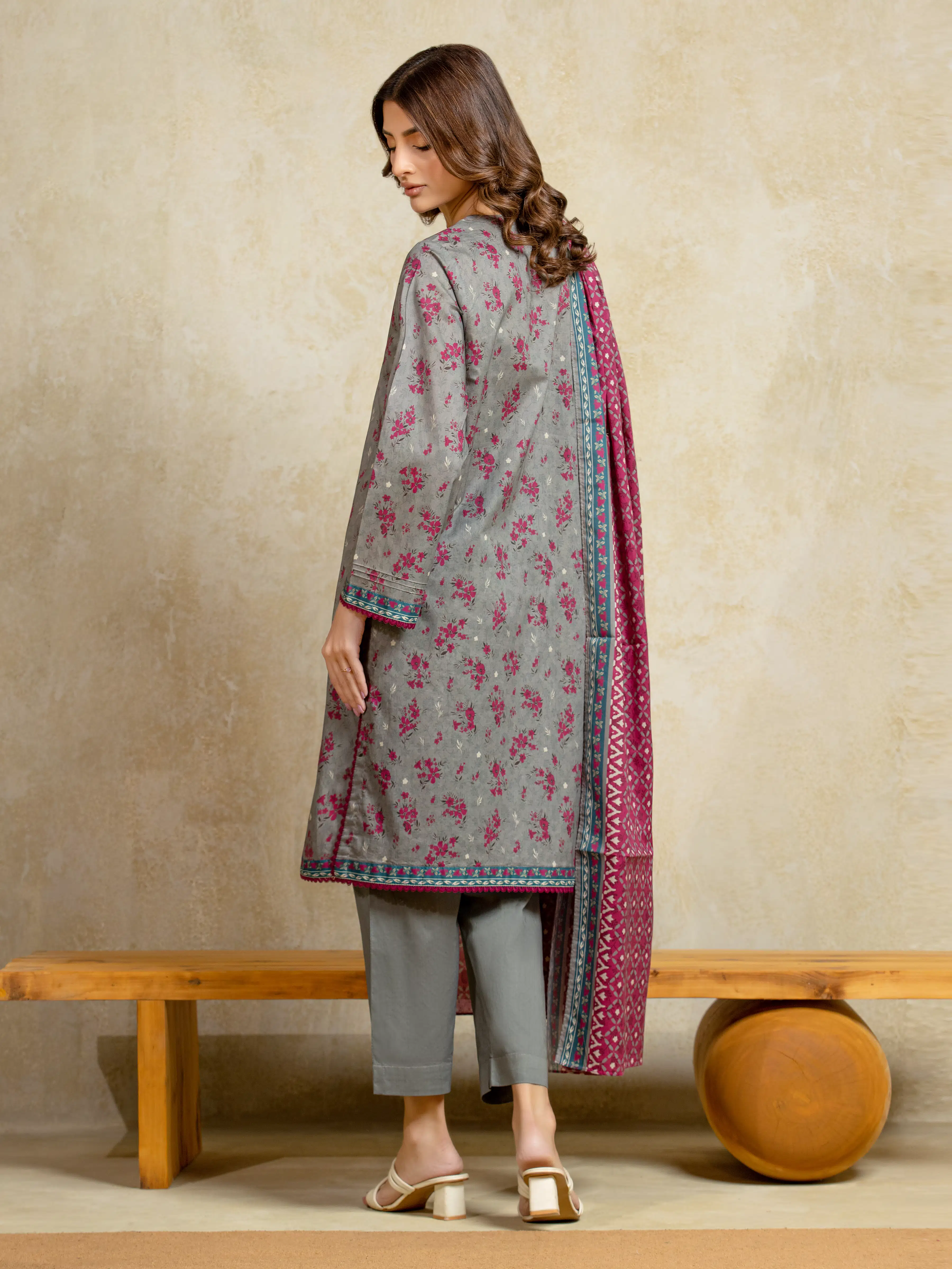 Printed Khaddar Suit - EWU5A3-35911-3P - Image 6