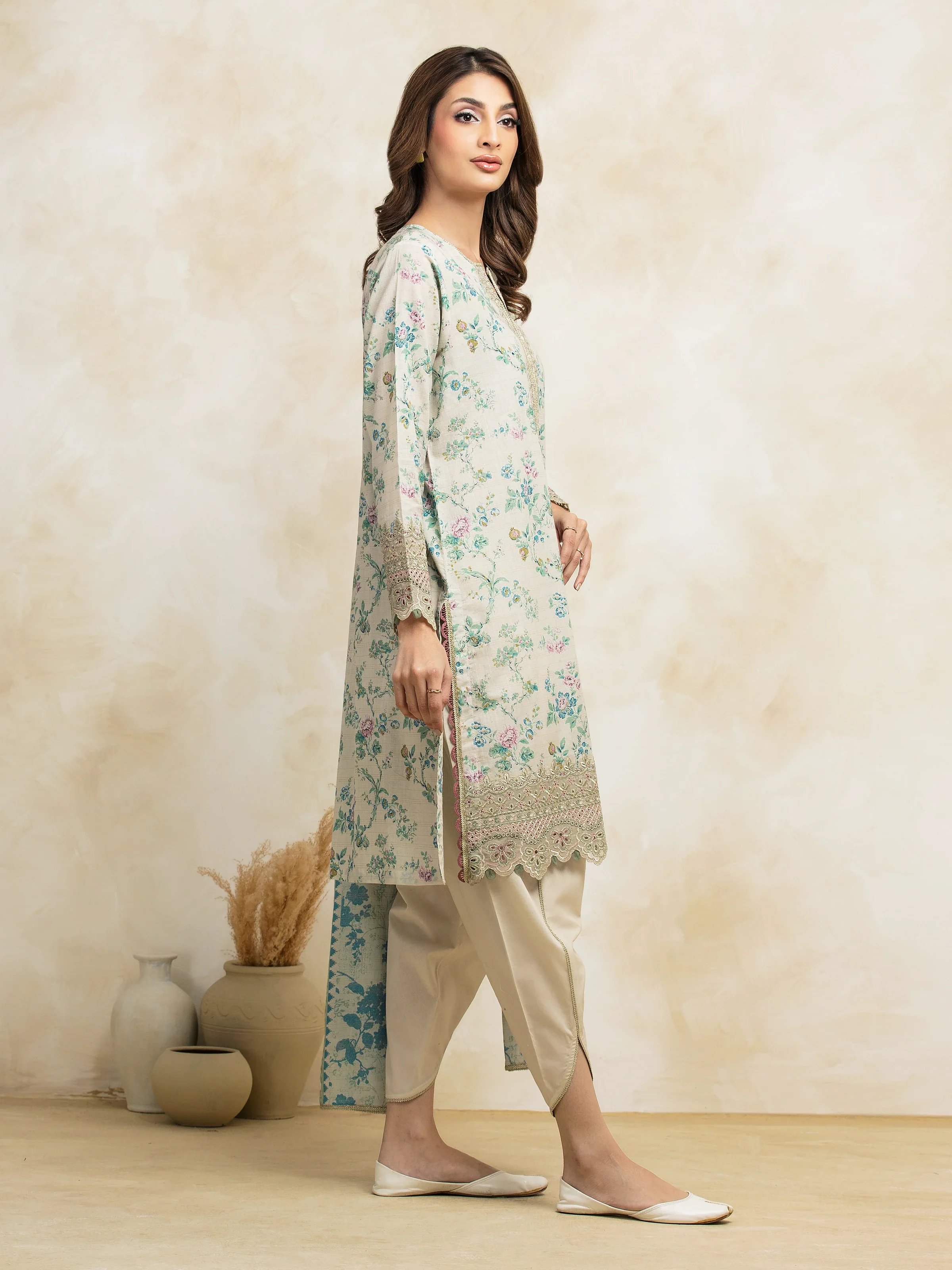 Embroidered Lawn Suit - EWU5V1-31183-3P - Image 2