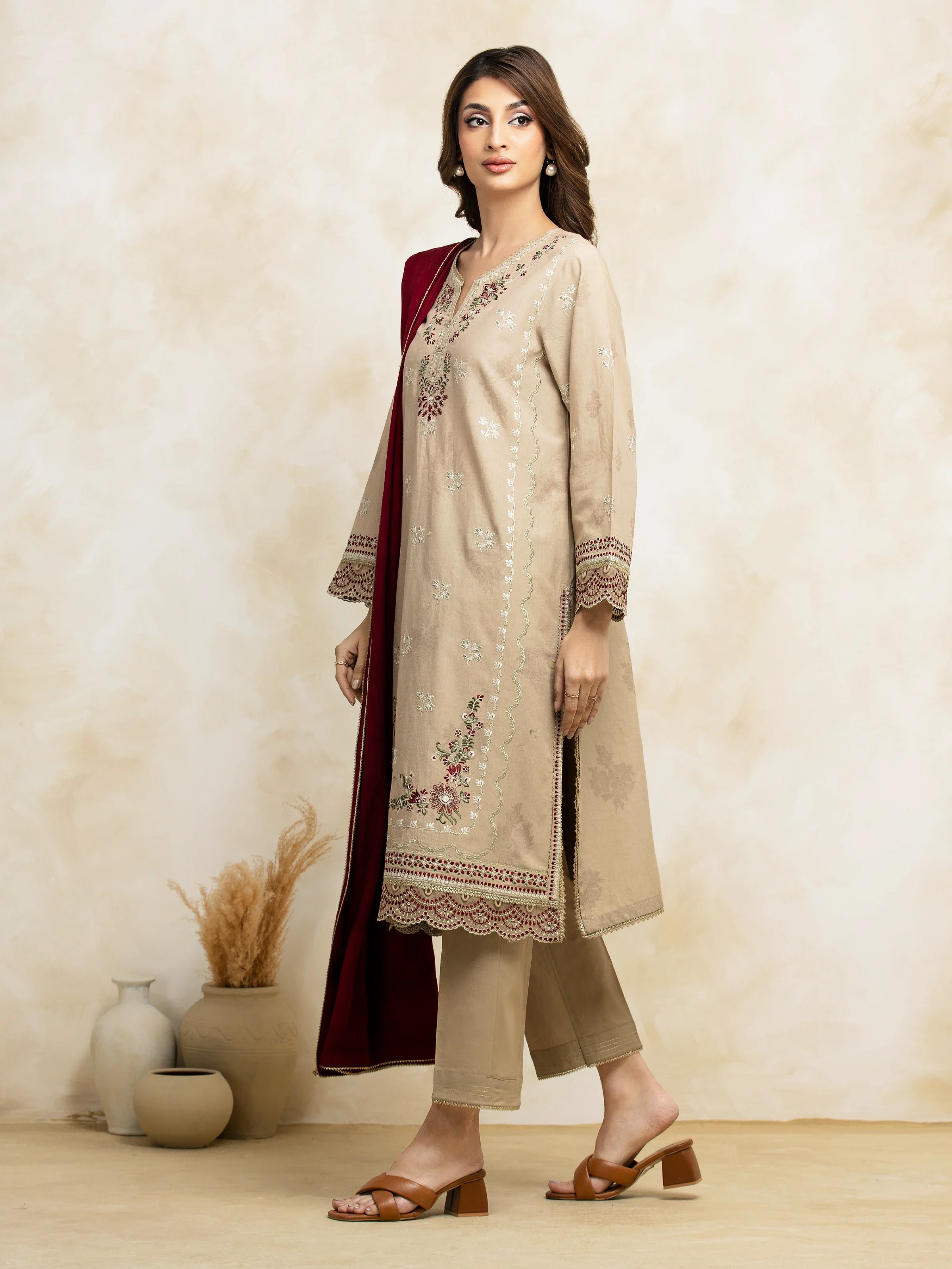Embroidered Jacquard Suit - EWU5V3-31153-3P - Image 3