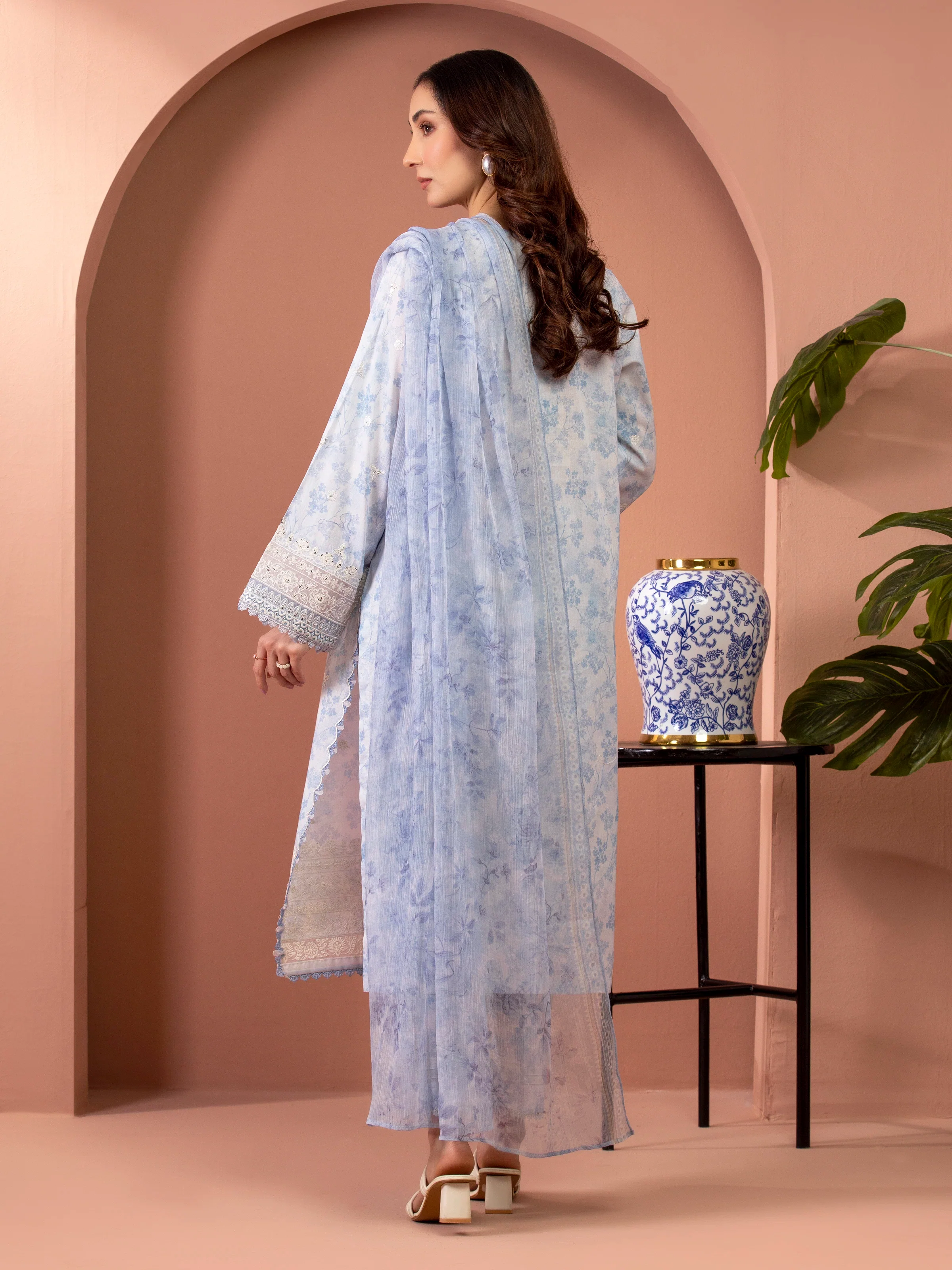 Embroidered Lawn Suit - EWU5V1-31458-3P - Image 5