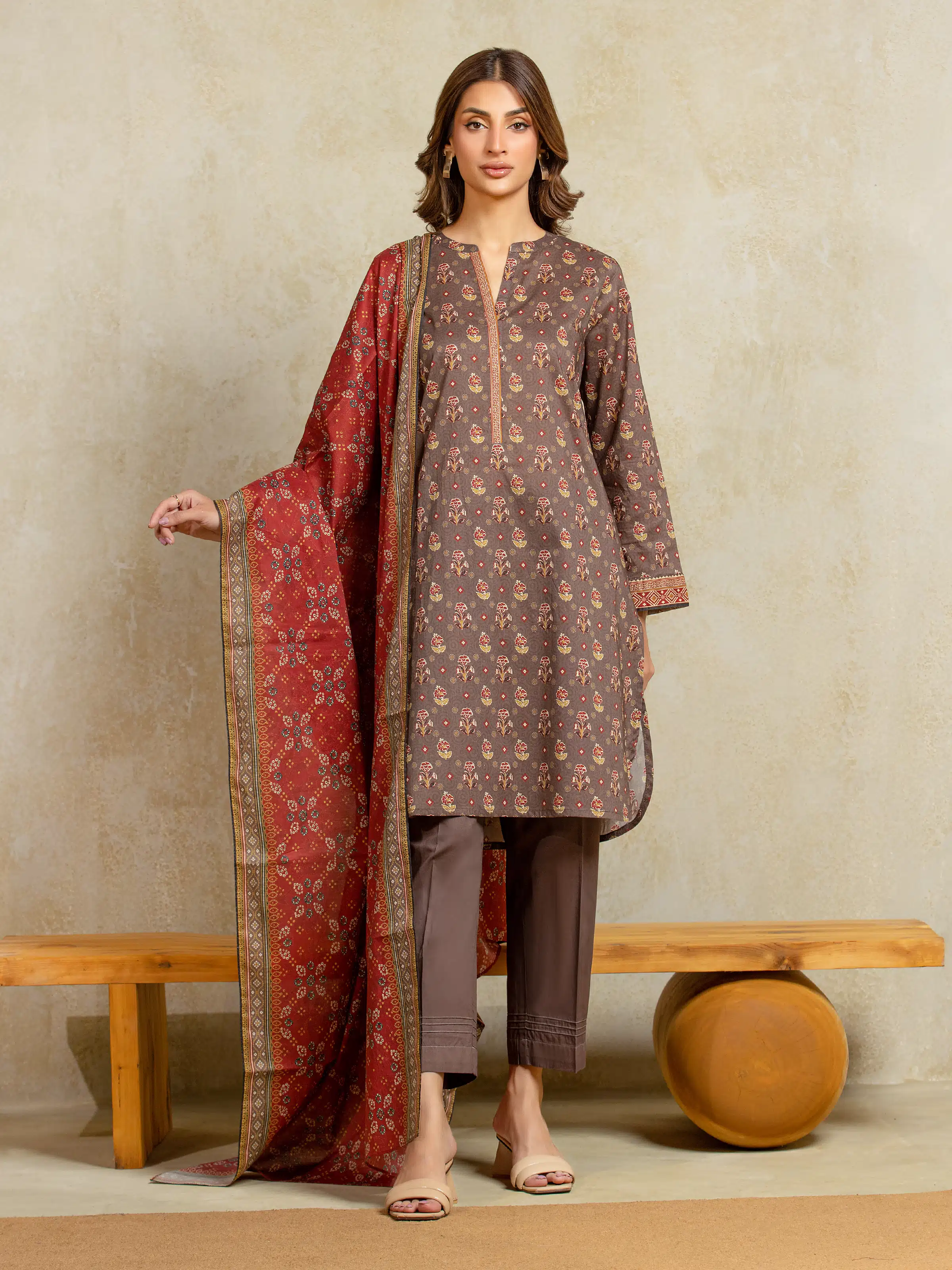 Printed Khaddar Suit - EWU5A3-35906-3P