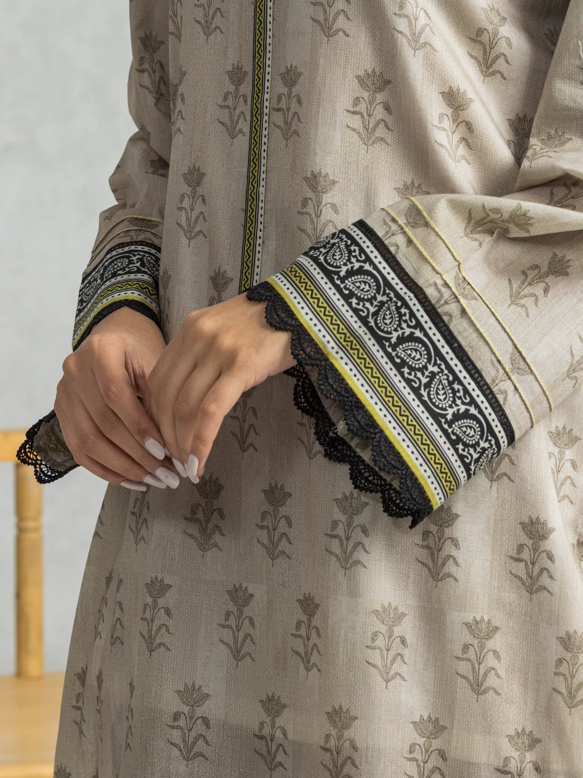 Printed Lawn Shirt Dupatta - EWU24A1-28343SD - Image 3