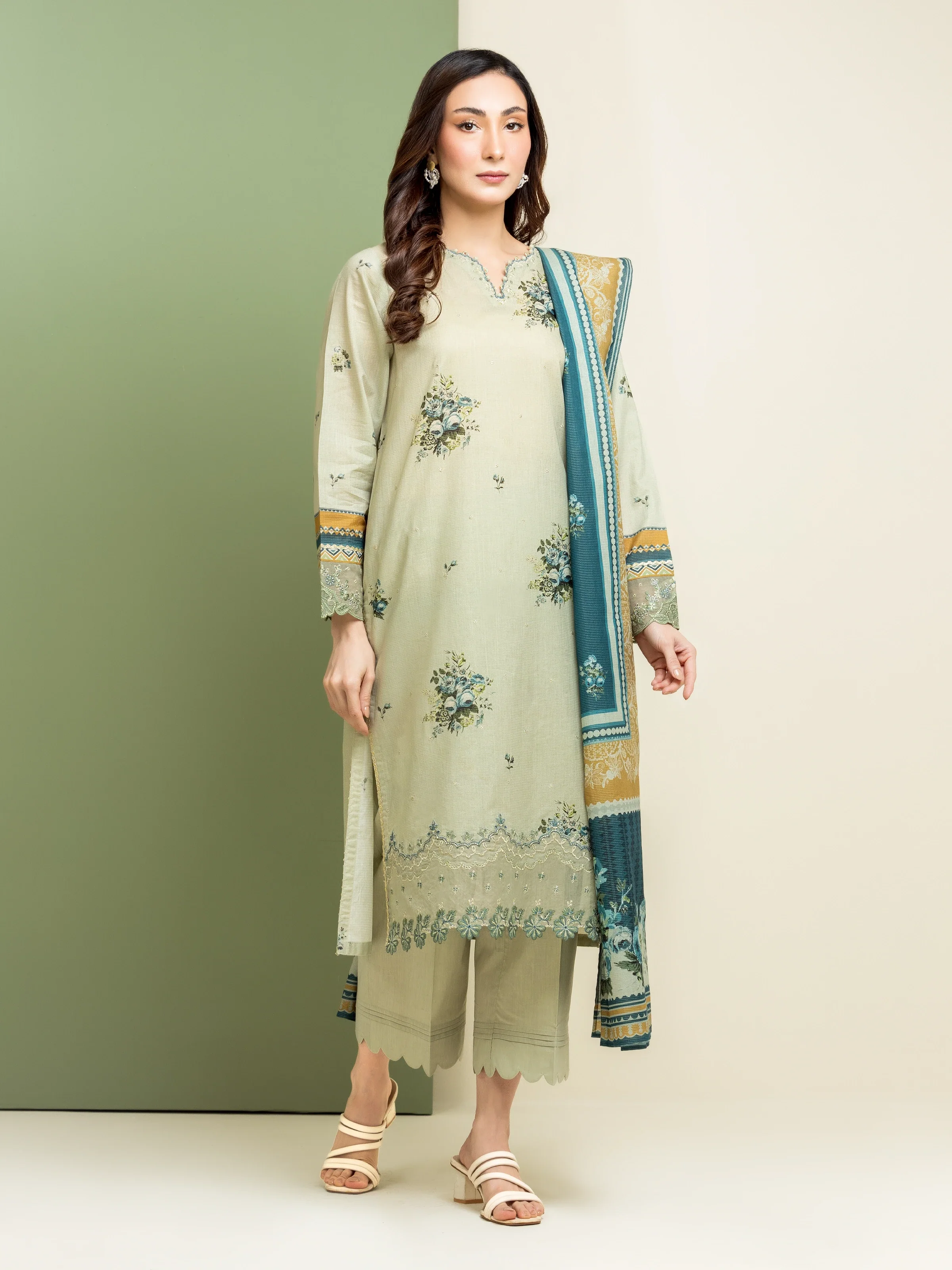 Embroidered Lawn Suit - EWU5V1-31209-3P