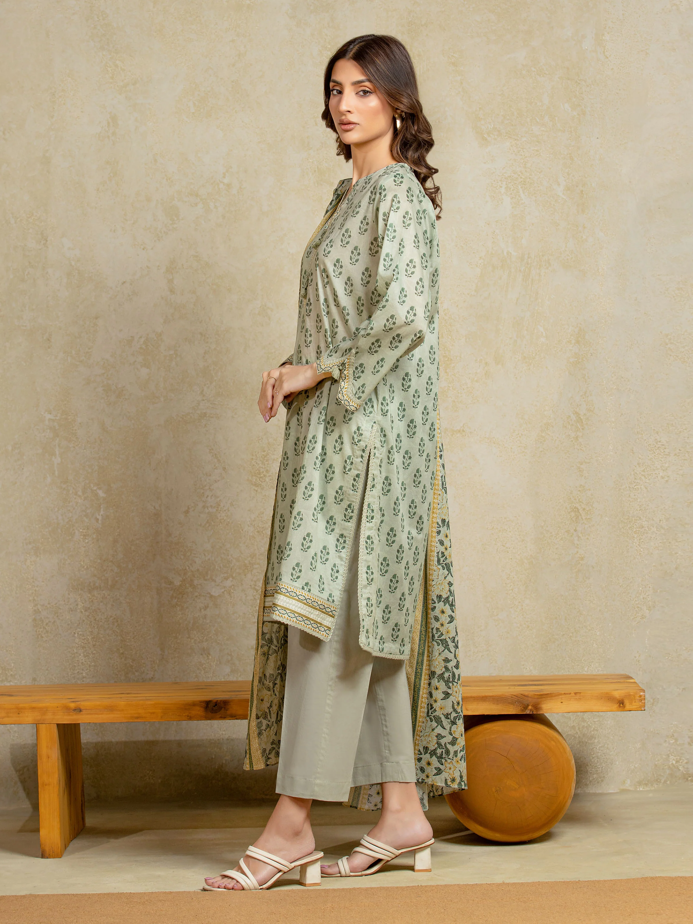 Printed Khaddar Suit - EWU5A3-35922-3P - Image 4