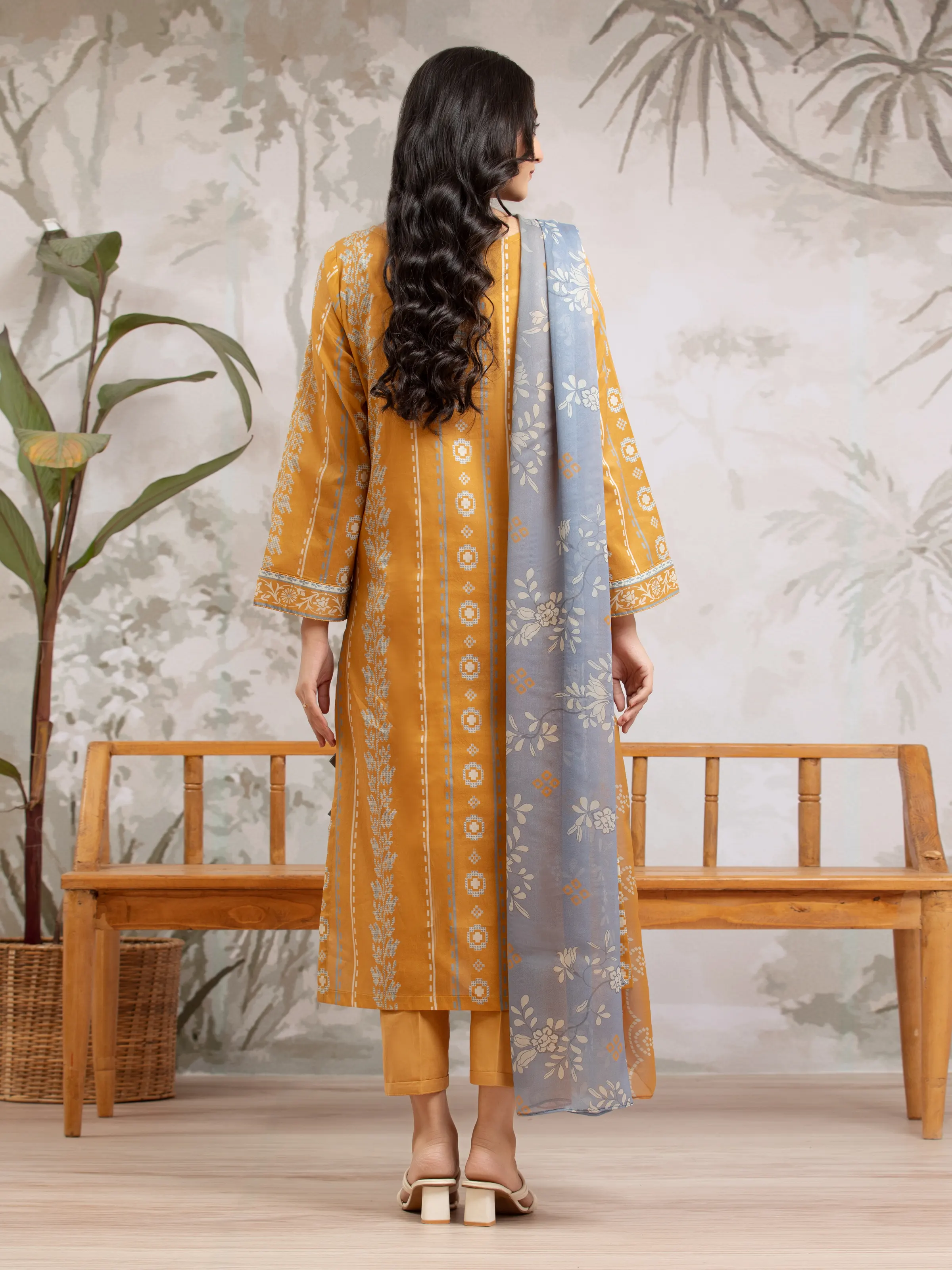 Printed Khaddar Suit - EWU24M2-172 - Image 2