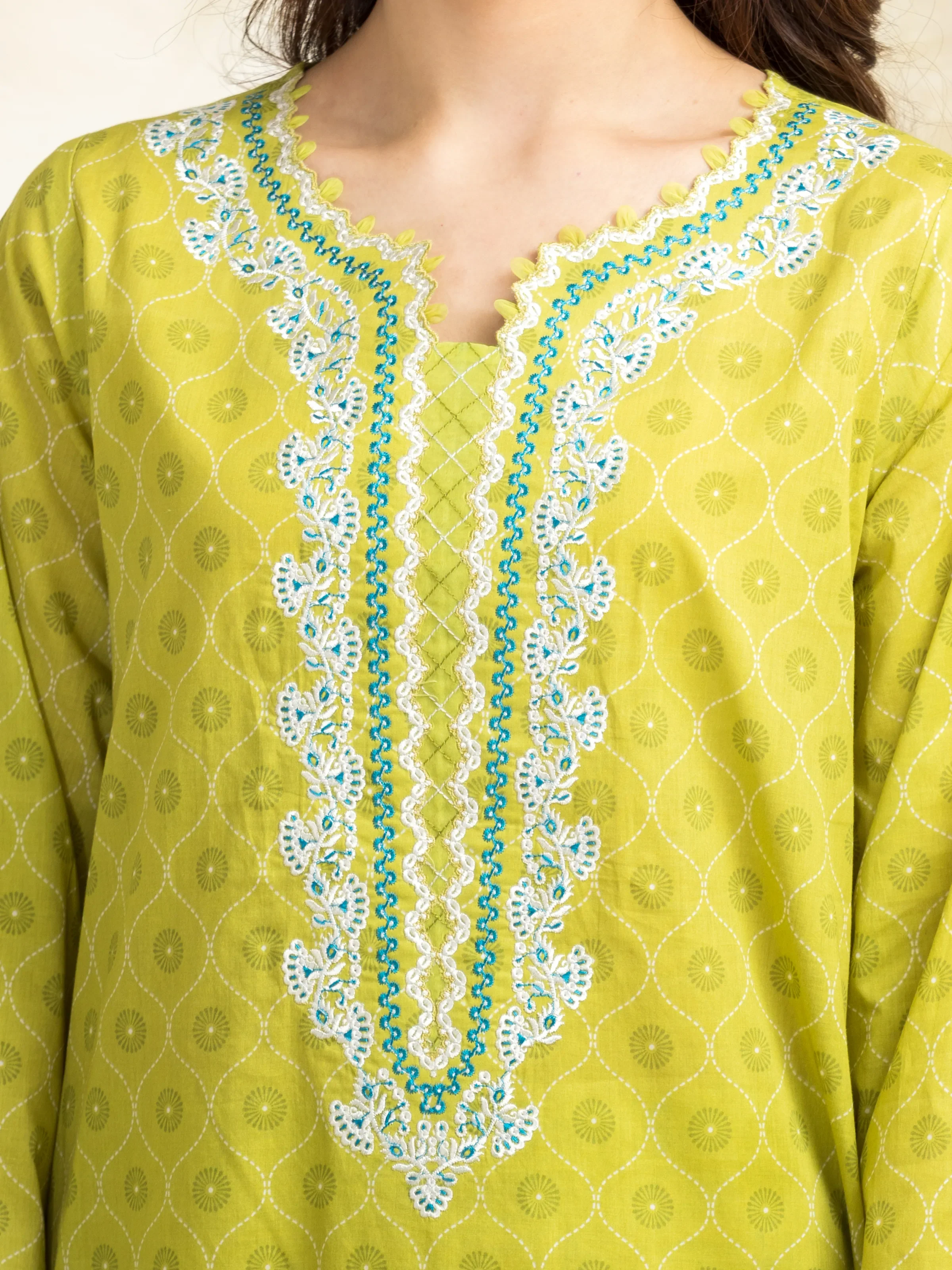 Embroidered Lawn Suit - EWU5V1-31321-3P - Image 4