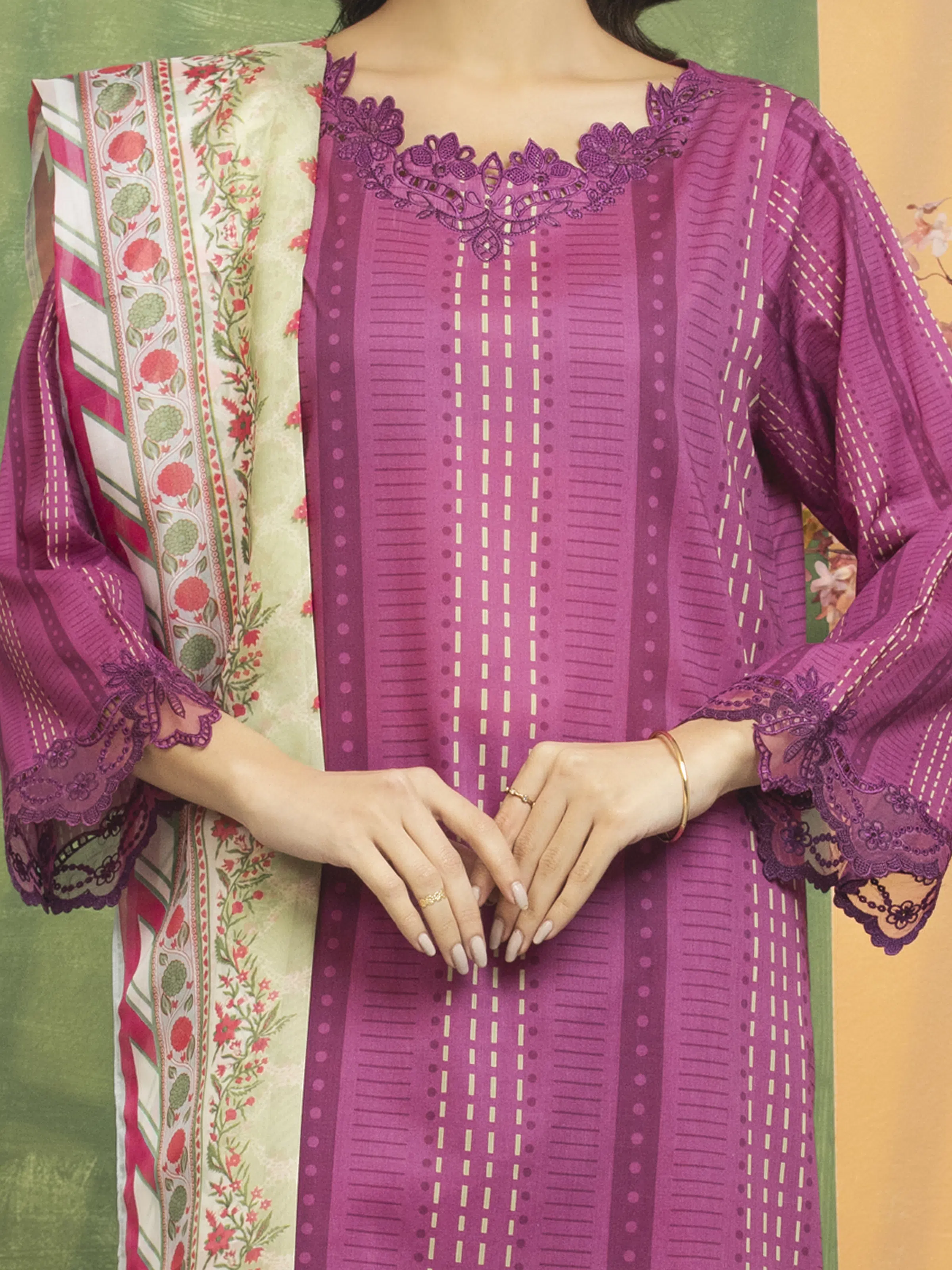 Embroidered Lawn Suit - EWU5V1-31065-3P - Image 4
