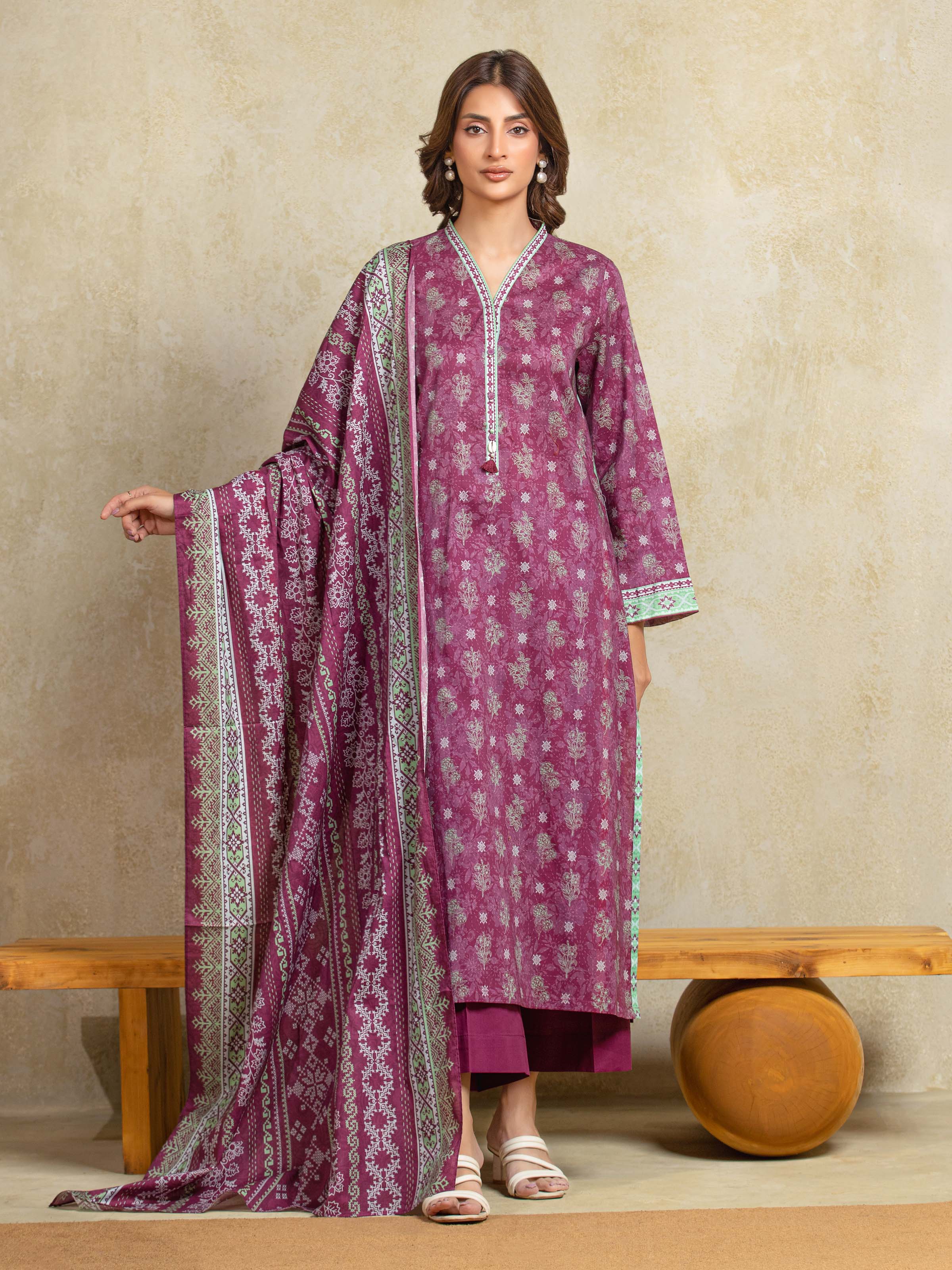 Printed Khaddar Suit - EWU5A3-35905-3P