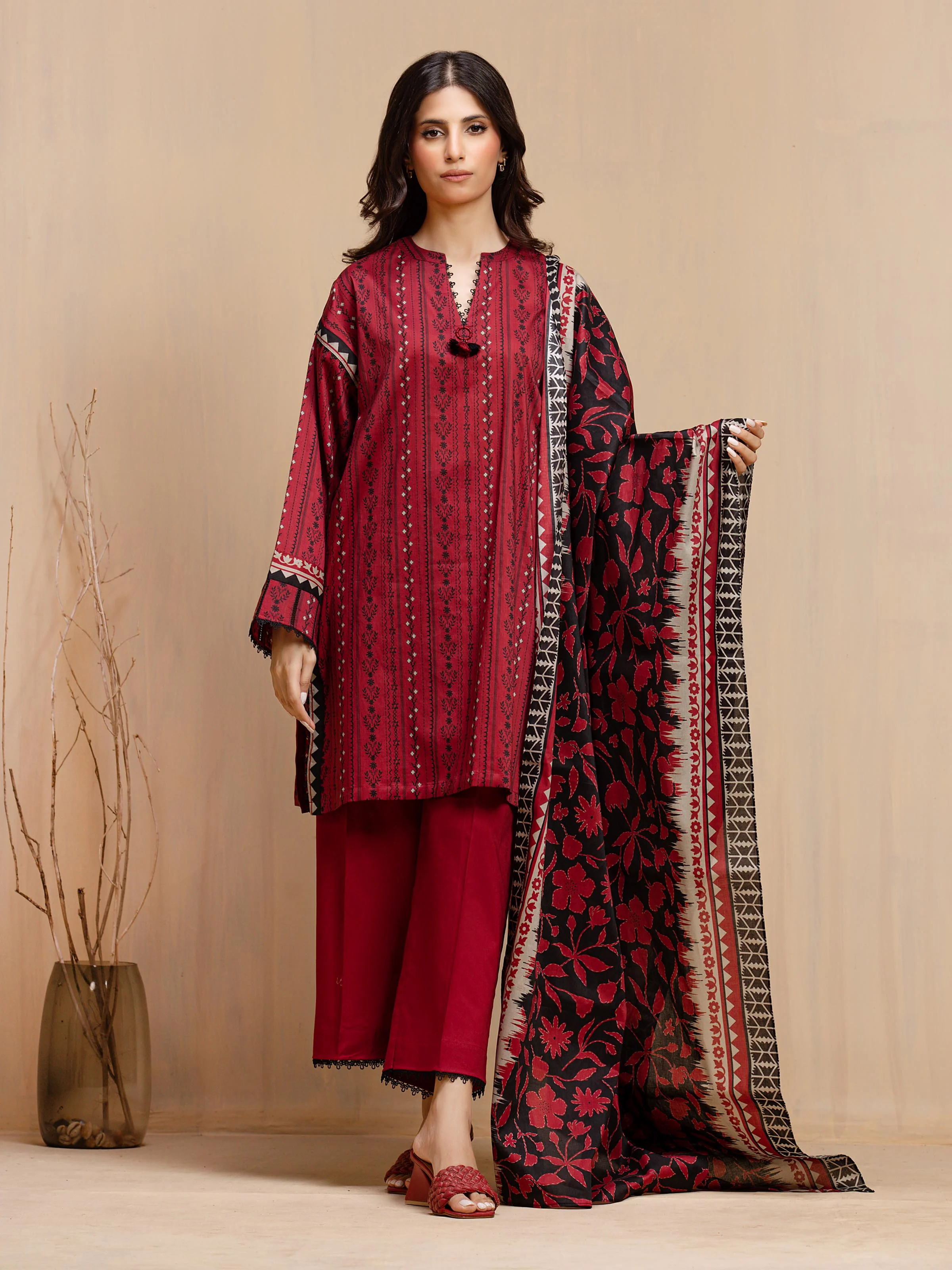 Printed Khaddar Suit - EWU5A3-36023-3P