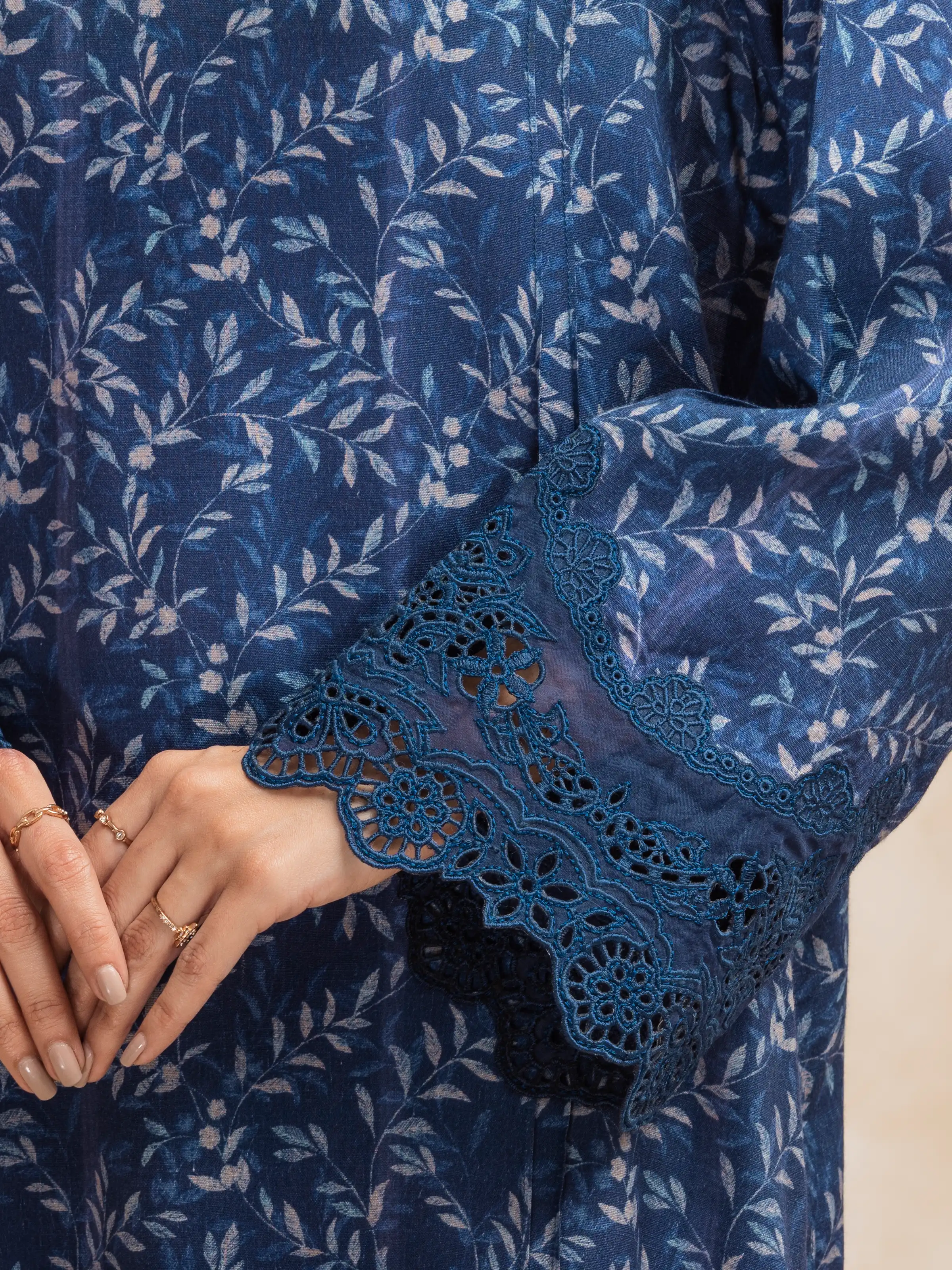 Embroidered Raw Silk Suit - EWU5V16-30224-3P - Image 4