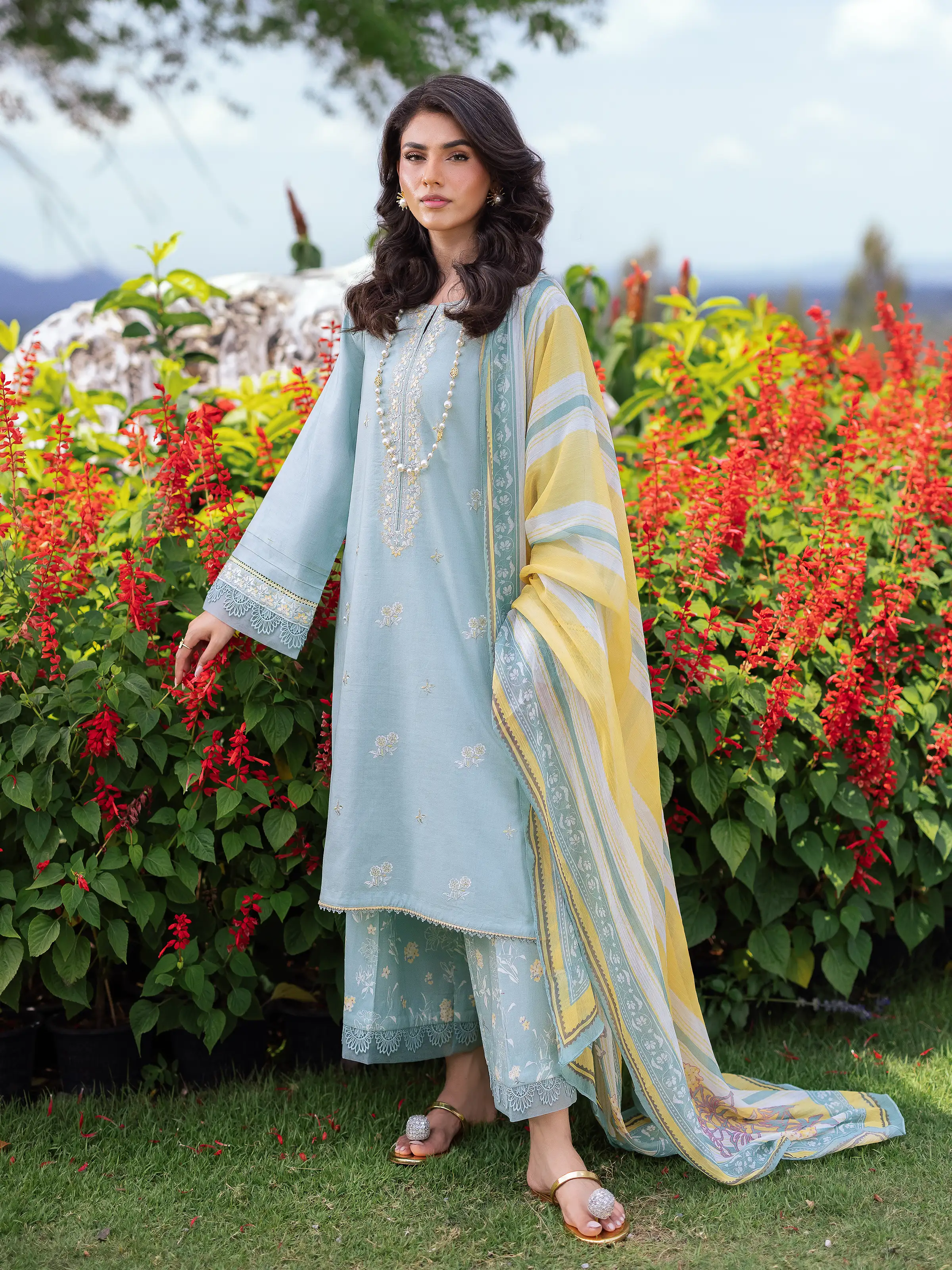 Embroidered Cambric Suit - EWU5V2-31034-3P - Image 3