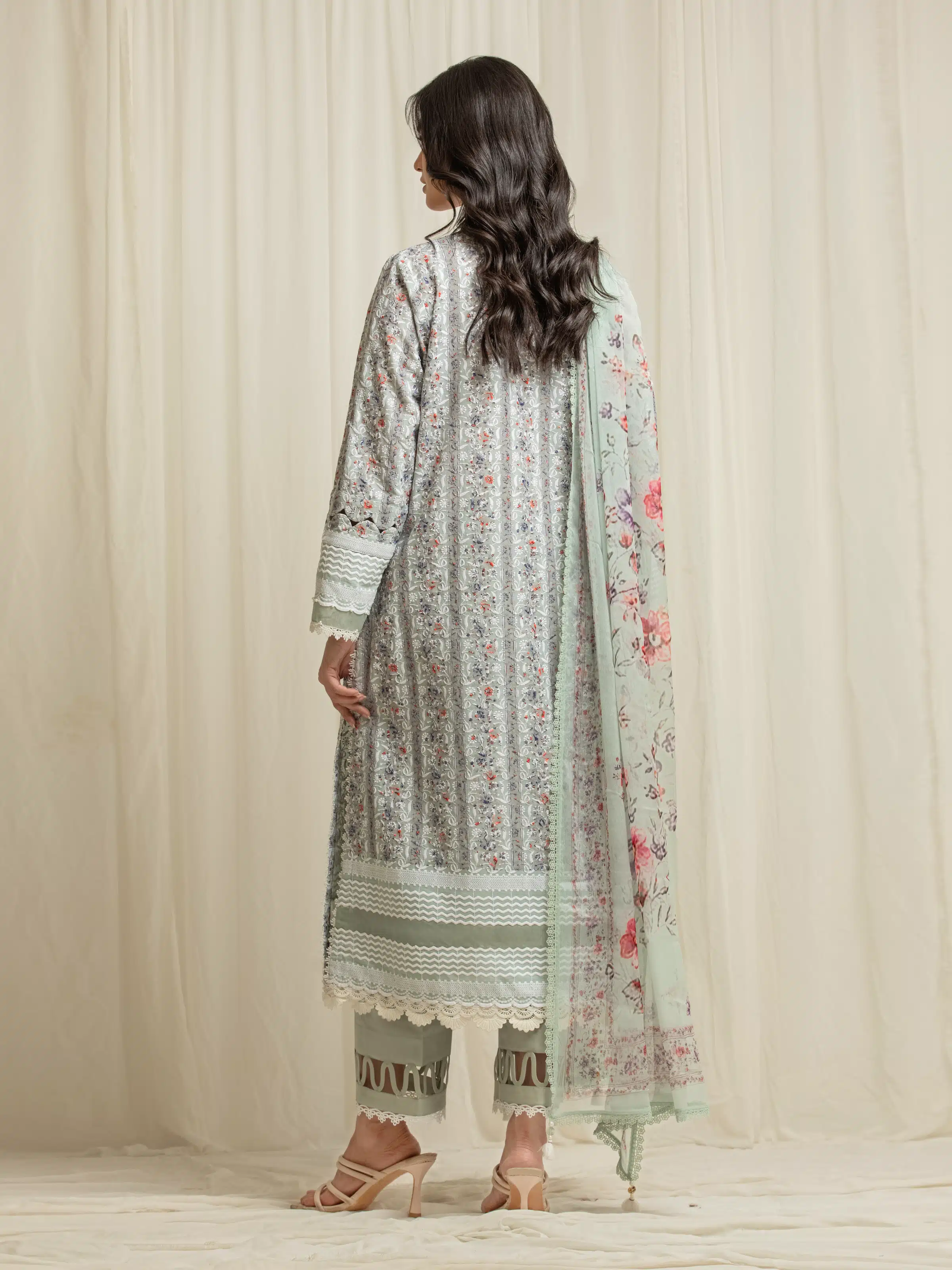 Embroidered Cambric Suit - EWU6V2-33509-3P - Image 4