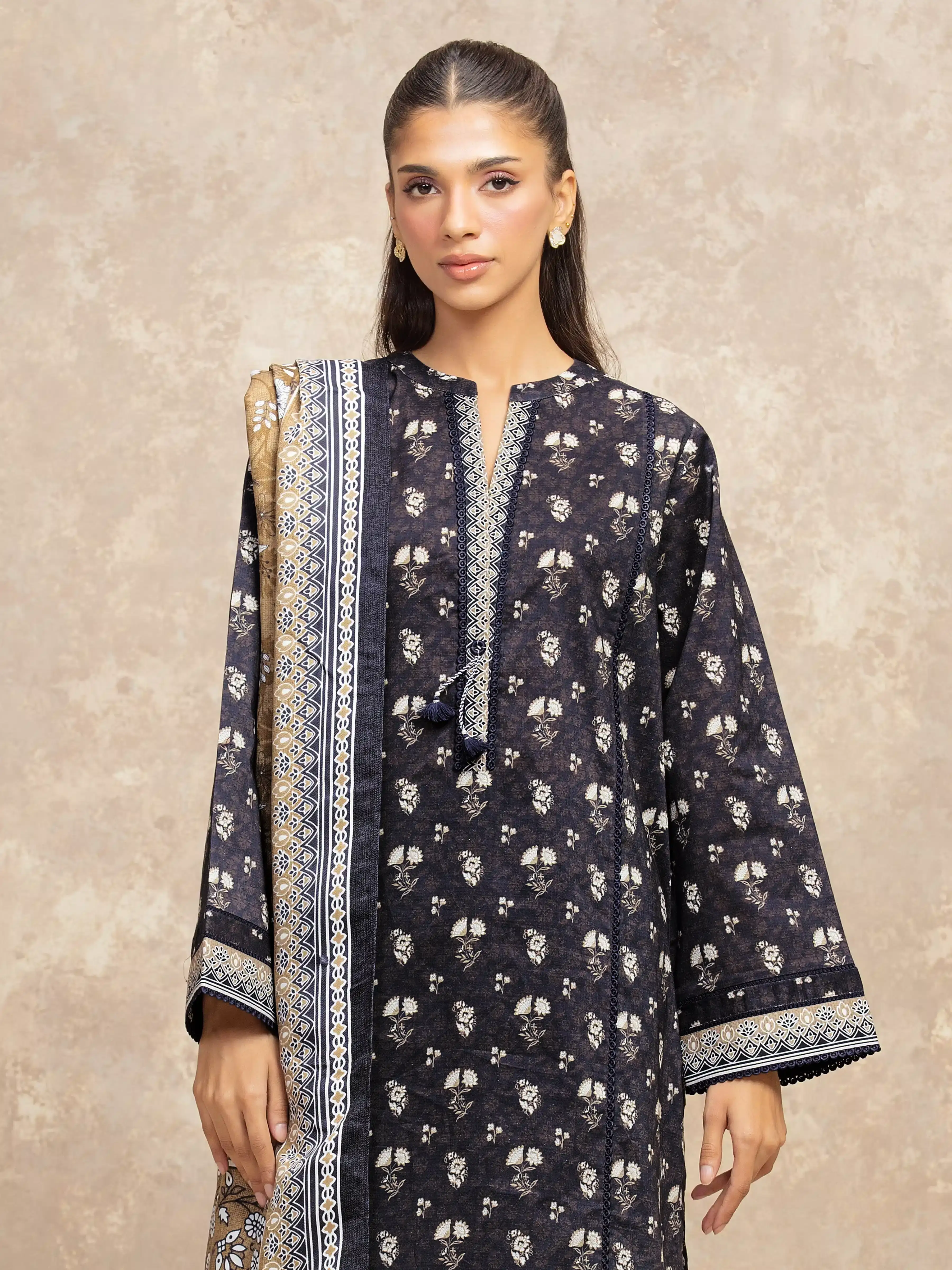 Printed Khaddar Suit - EWU5M3-028-3P - Image 2