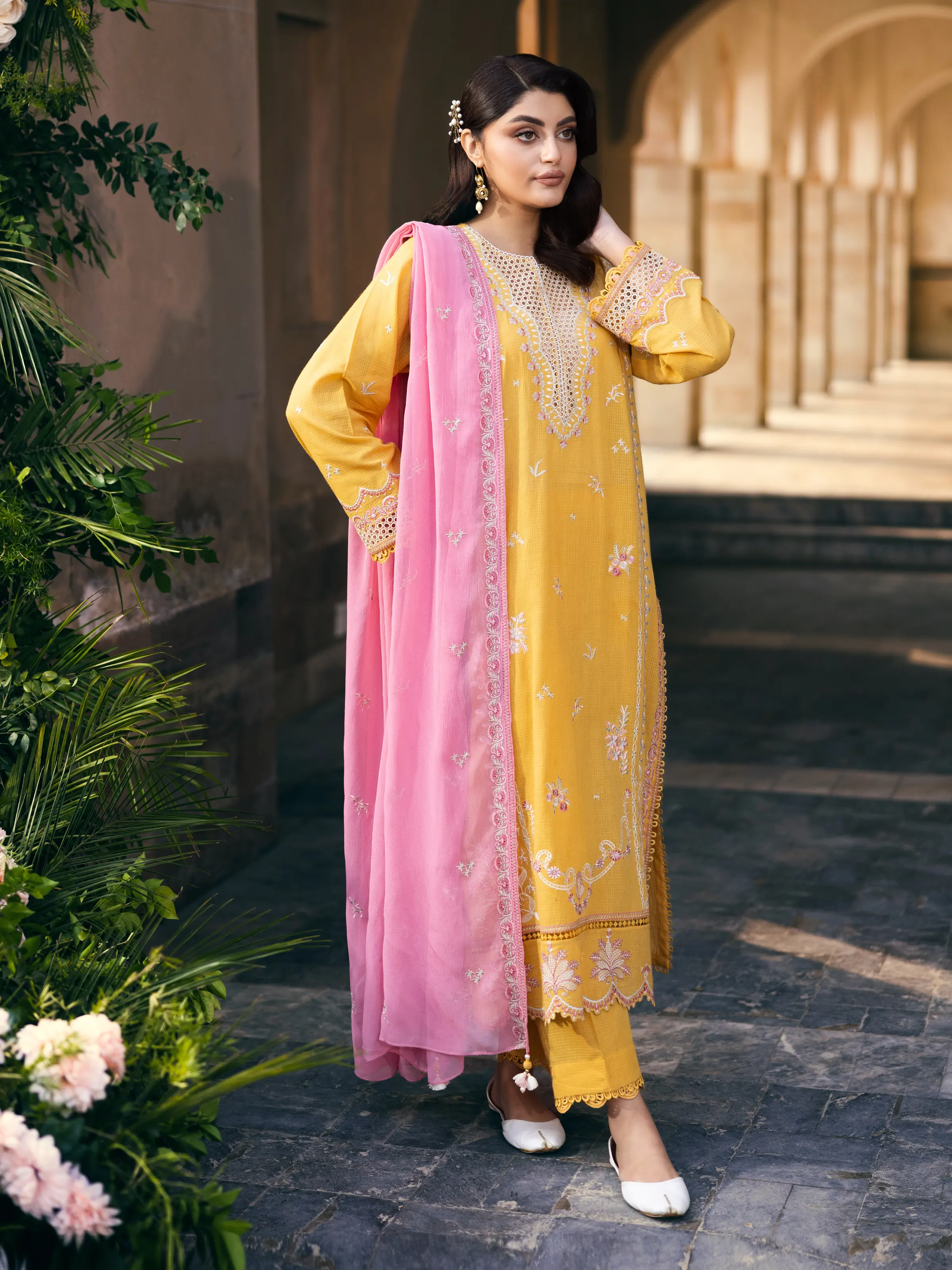 Embroidered Lawn Suit - EWU5V1-31232-3P
