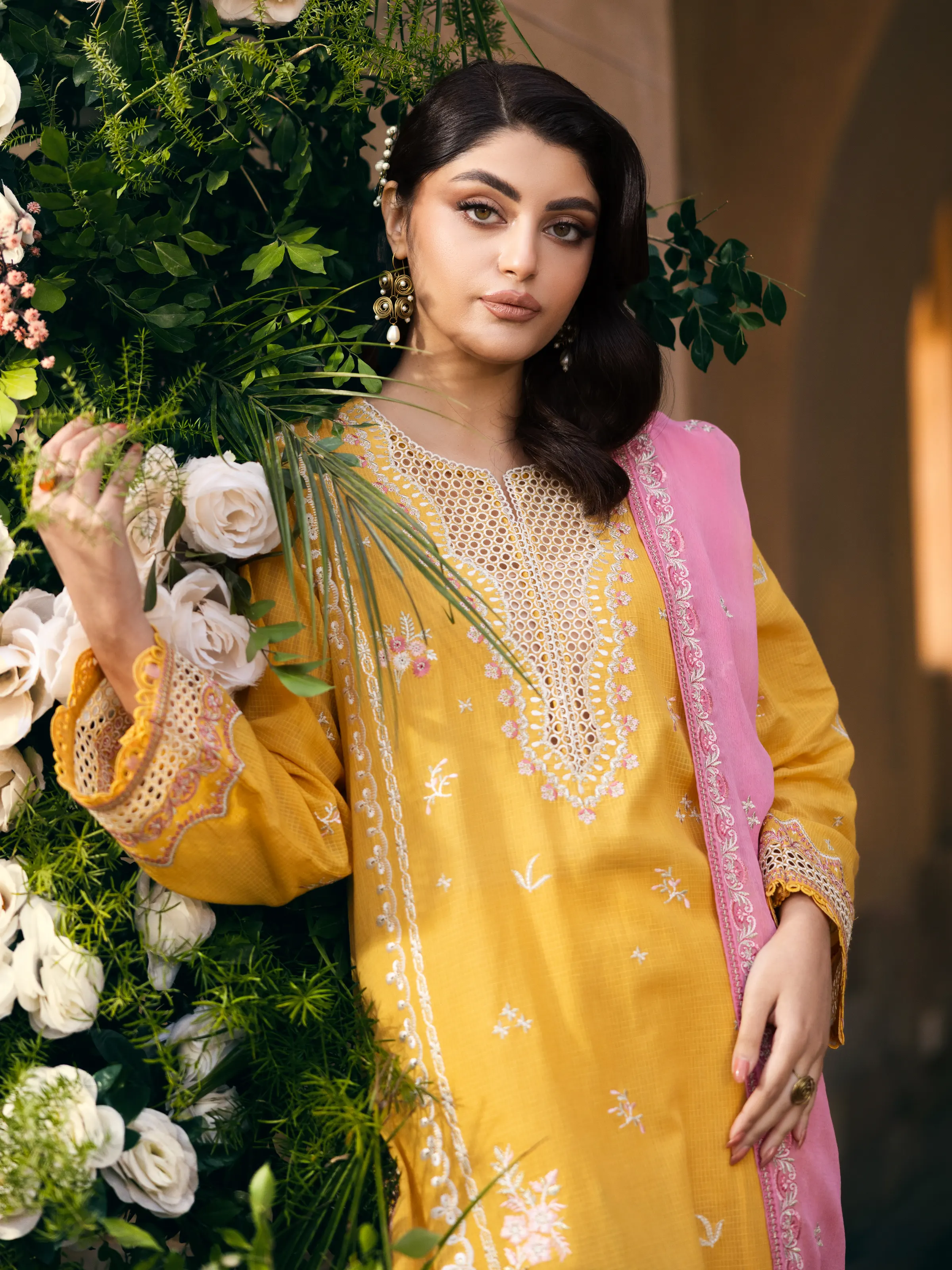 Embroidered Lawn Suit - EWU5V1-31232-3P - Image 2