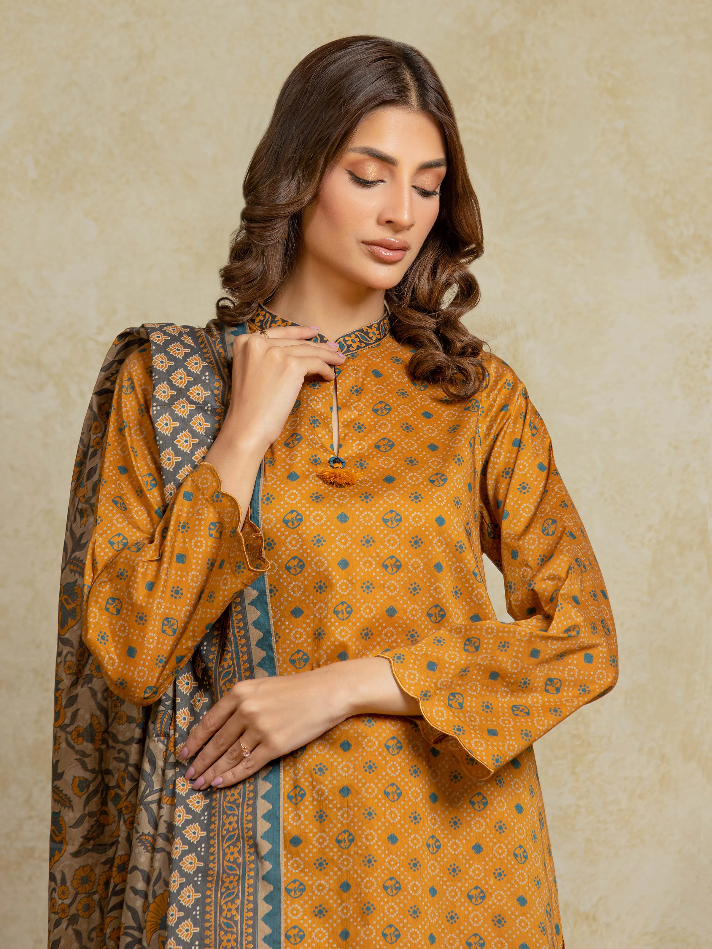 Printed Khaddar Suit - EWU5A3-35962-3P - Image 3