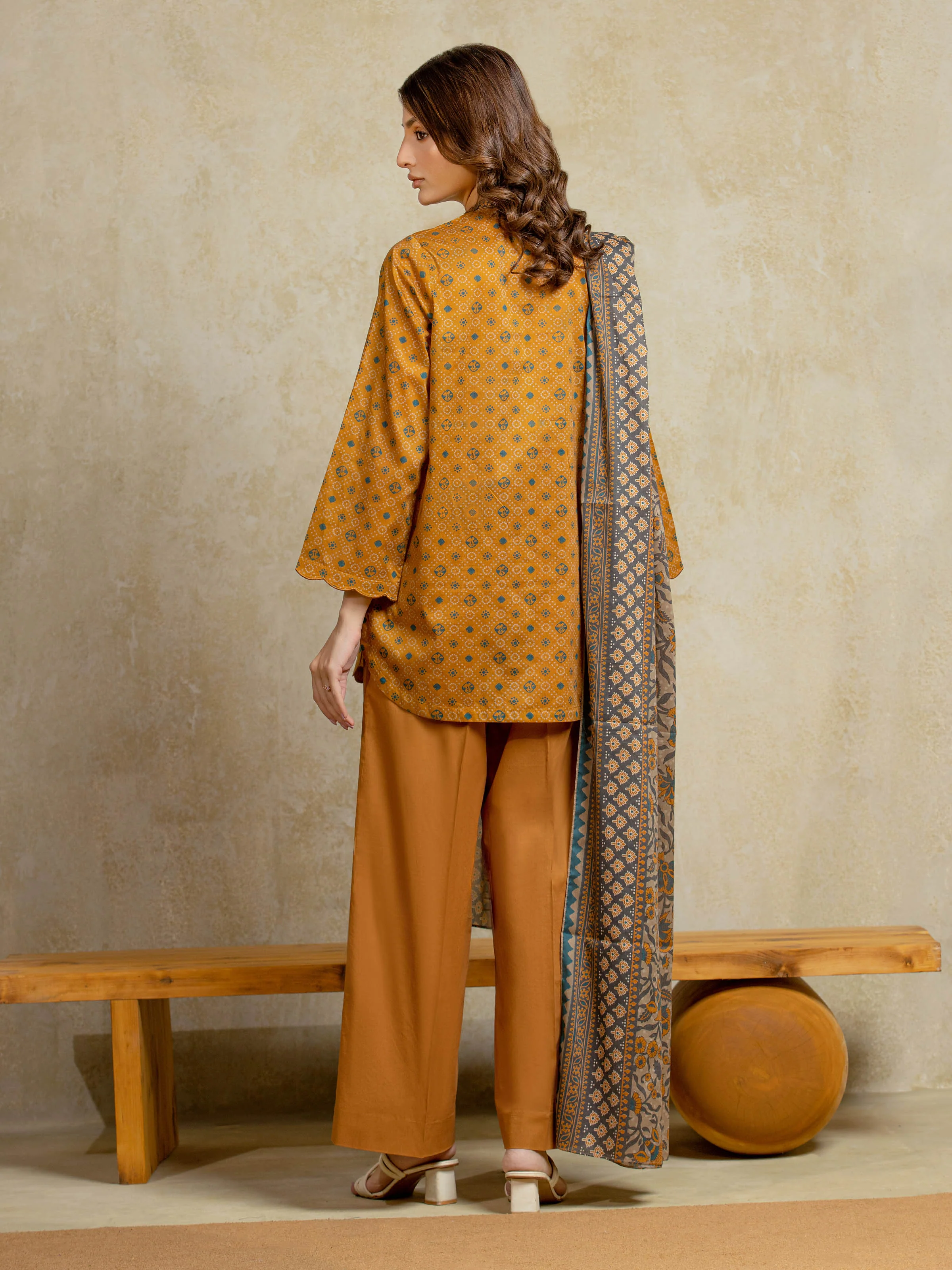 Printed Khaddar Suit - EWU5A3-35962-3P - Image 5