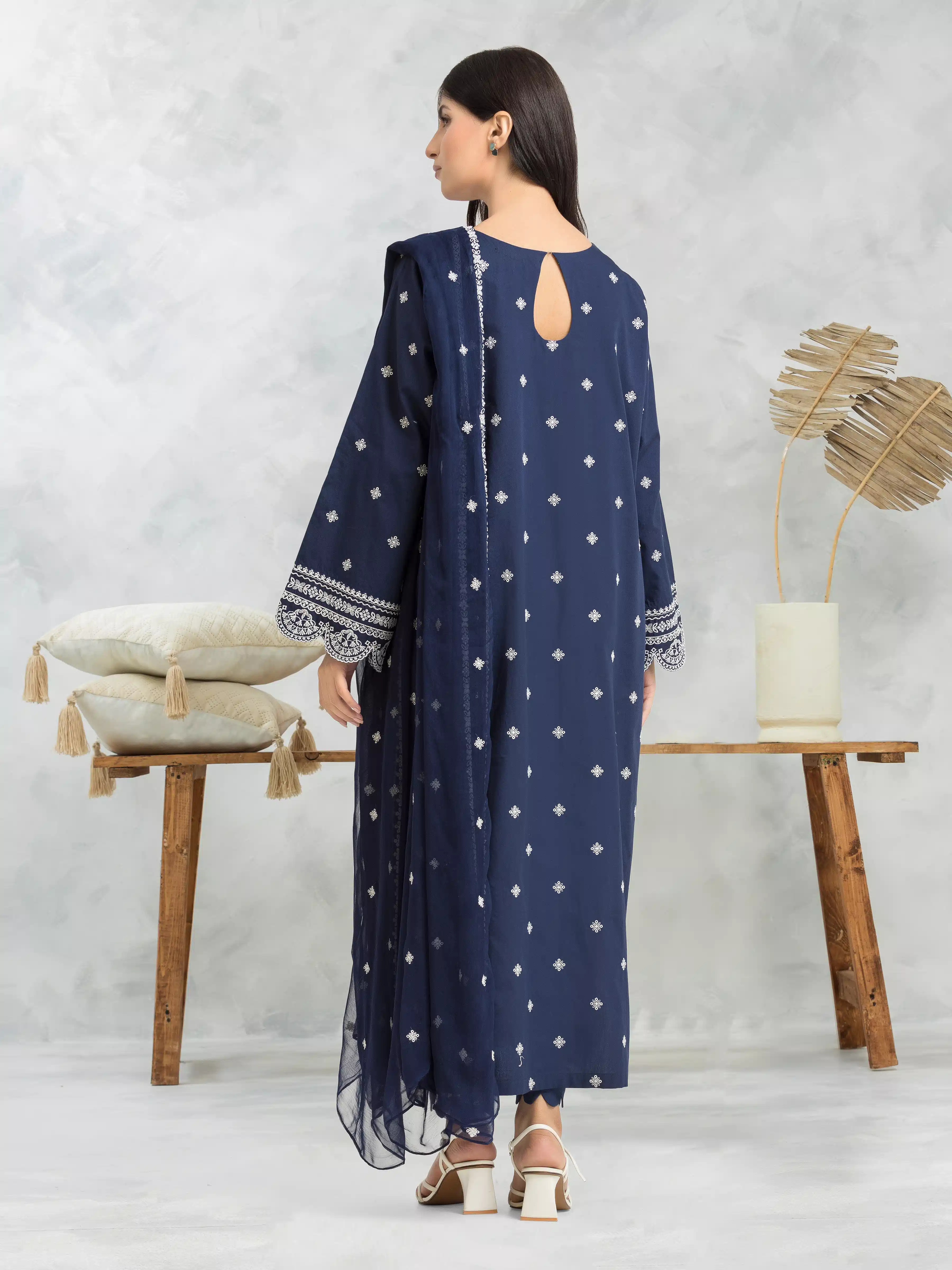Embroidered Cambric Suit - EWU24V2-30145-3P - Image 3