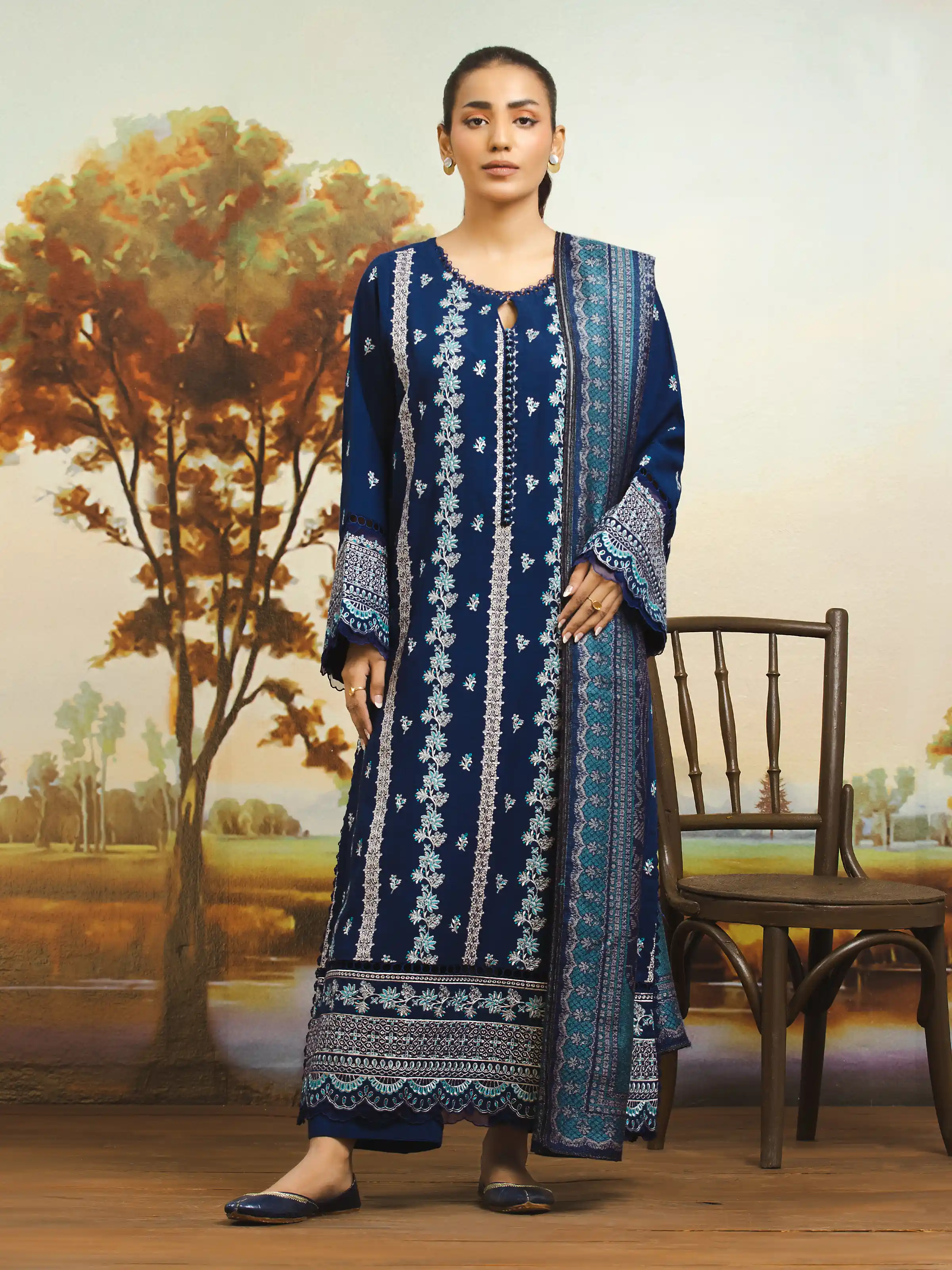 Embroidered Marina Twill Suit - EWU24V14-30210-3P