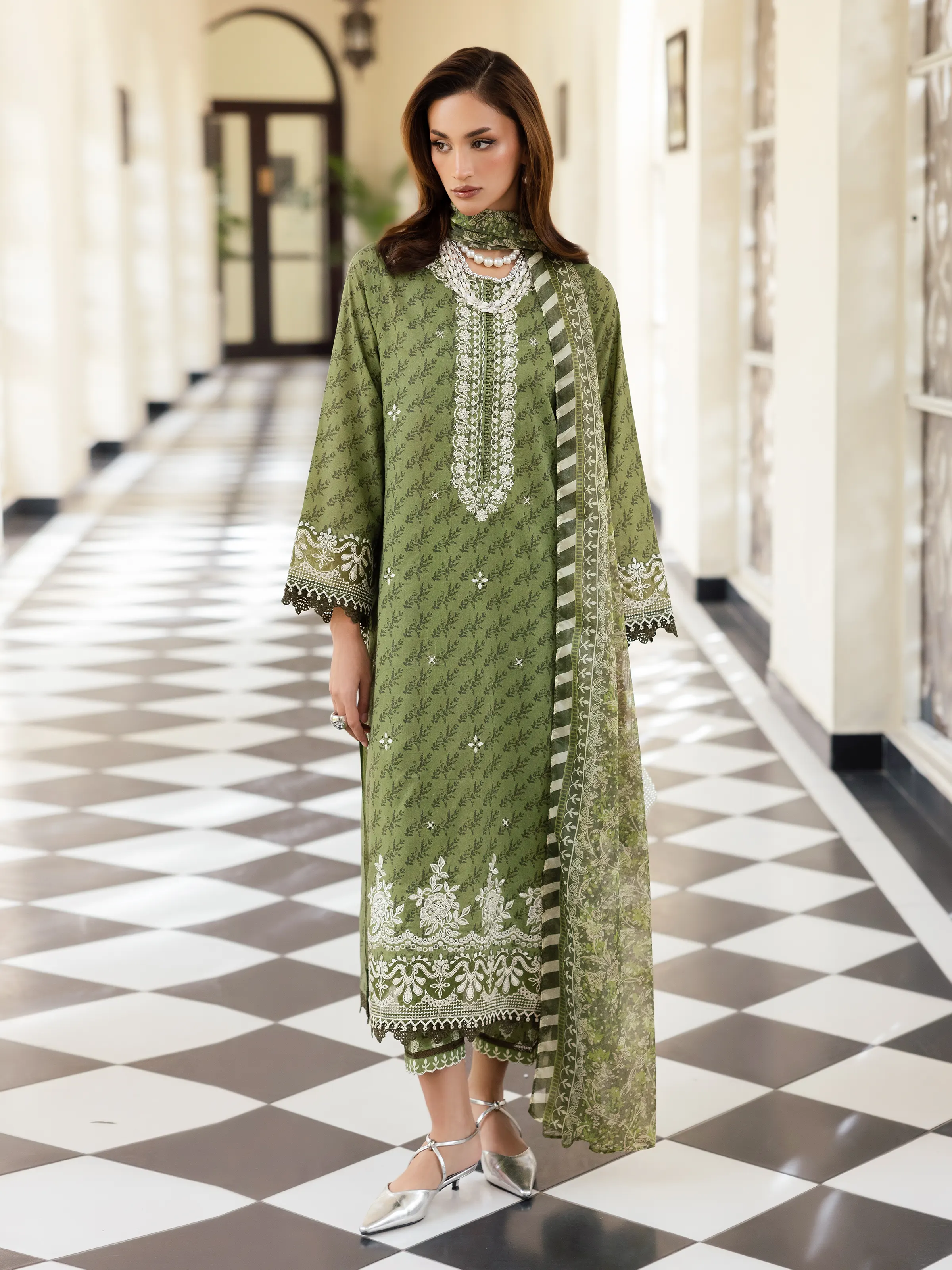 Embroidered Lawn Suit - EWU5V1-31419-3P