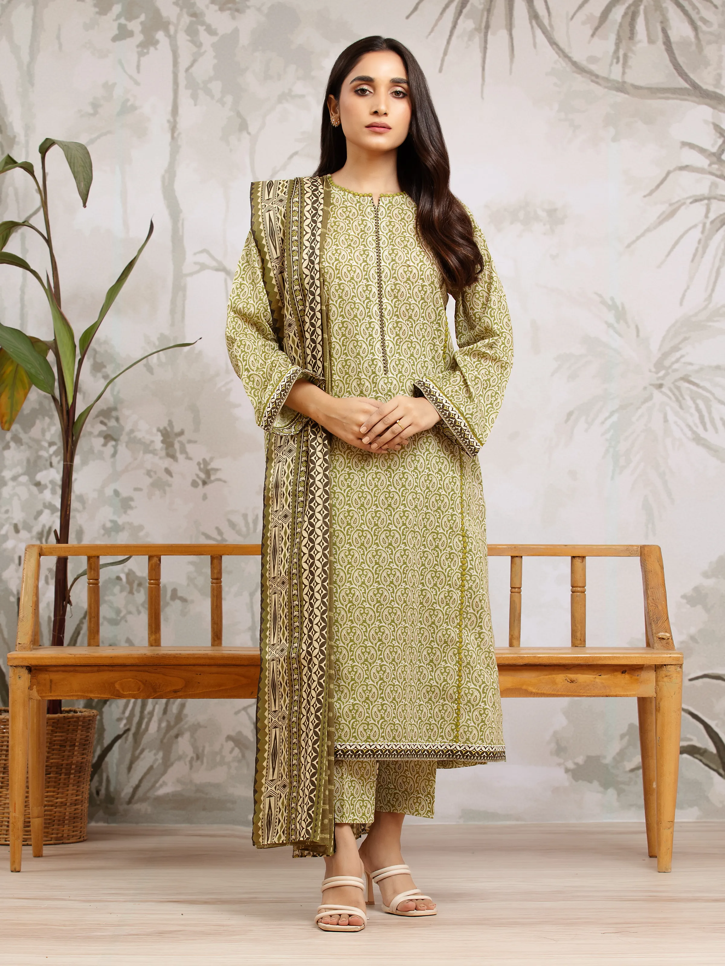 Printed Khaddar Shirt Dupatta - EWU24A3-29590SD
