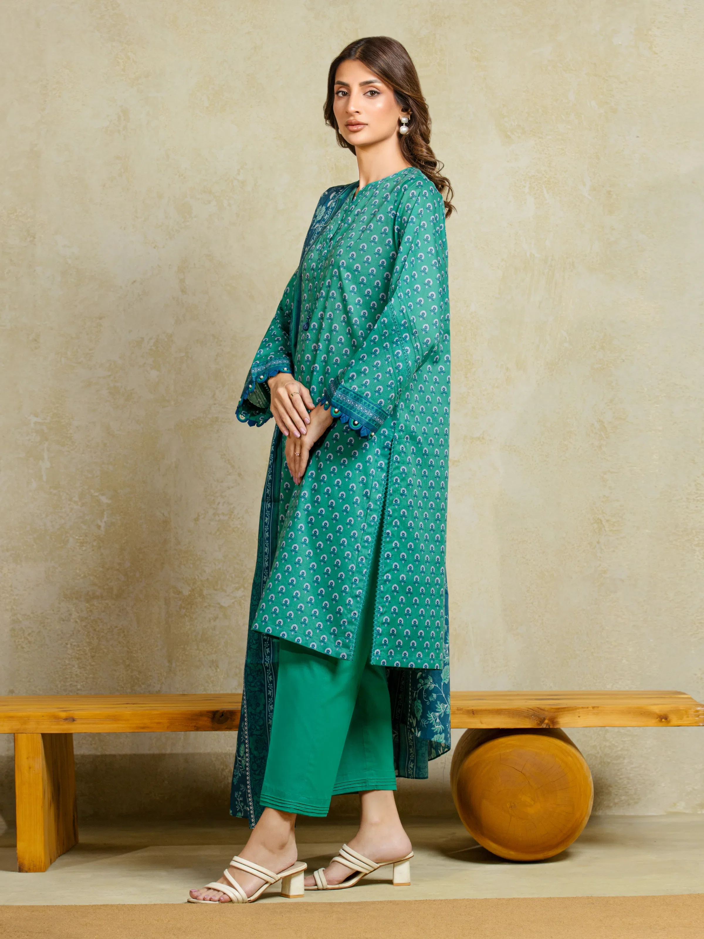Printed Khaddar Shirt Dupatta - EWU5A3-35934SD - Image 5