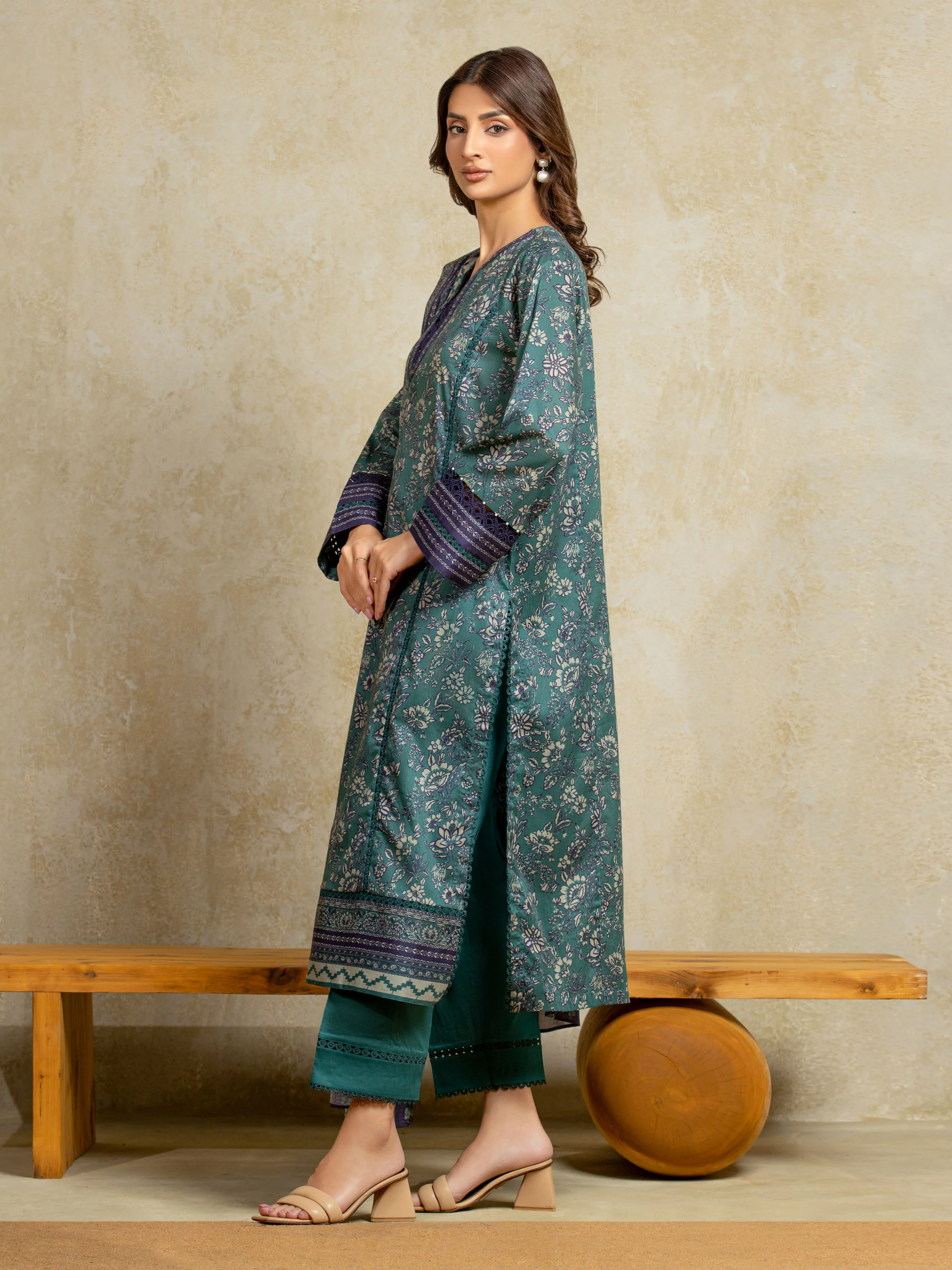 Printed Khaddar Suit - EWU5A3-35996-3P - Image 4