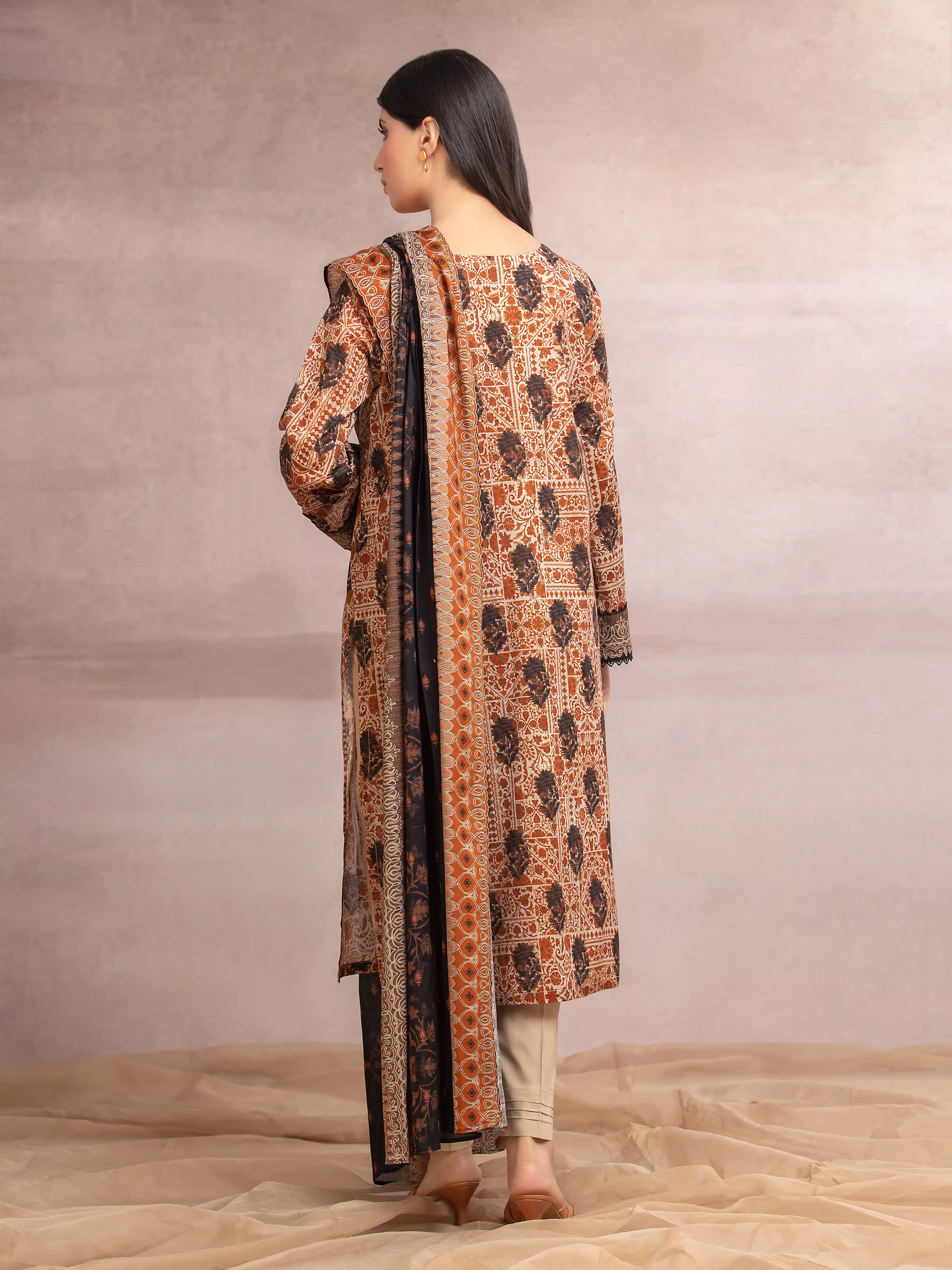 Printed Khaddar Shirt - EWU24A3-27097S - Image 2