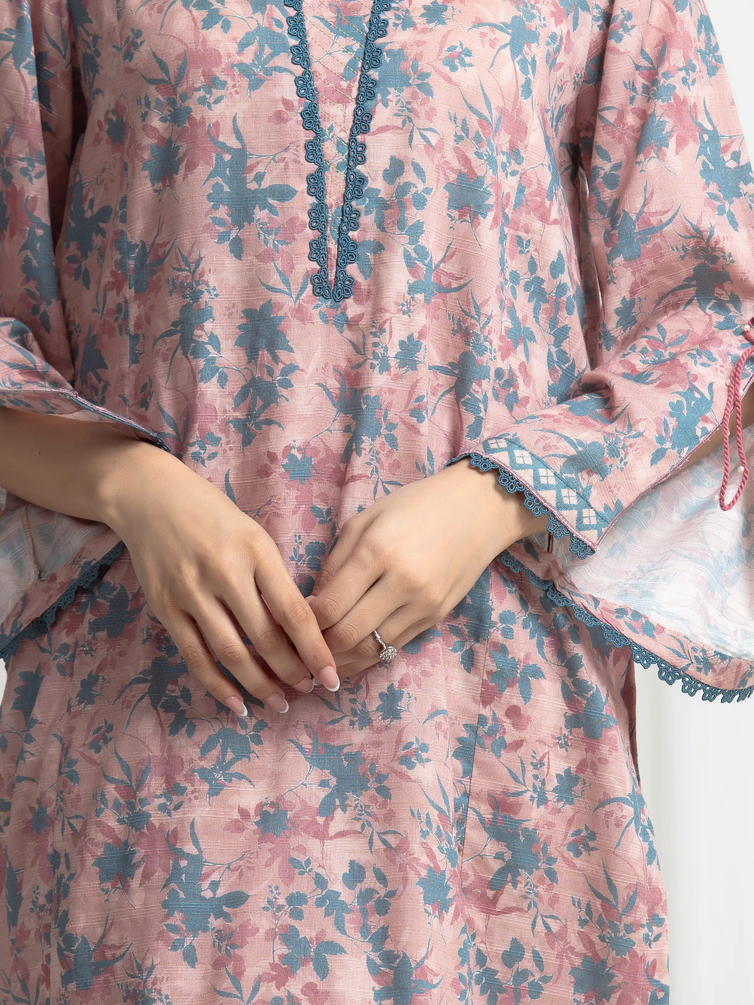 Printed Zari Lawn Suit - EWU6M6-101-3P - Image 3