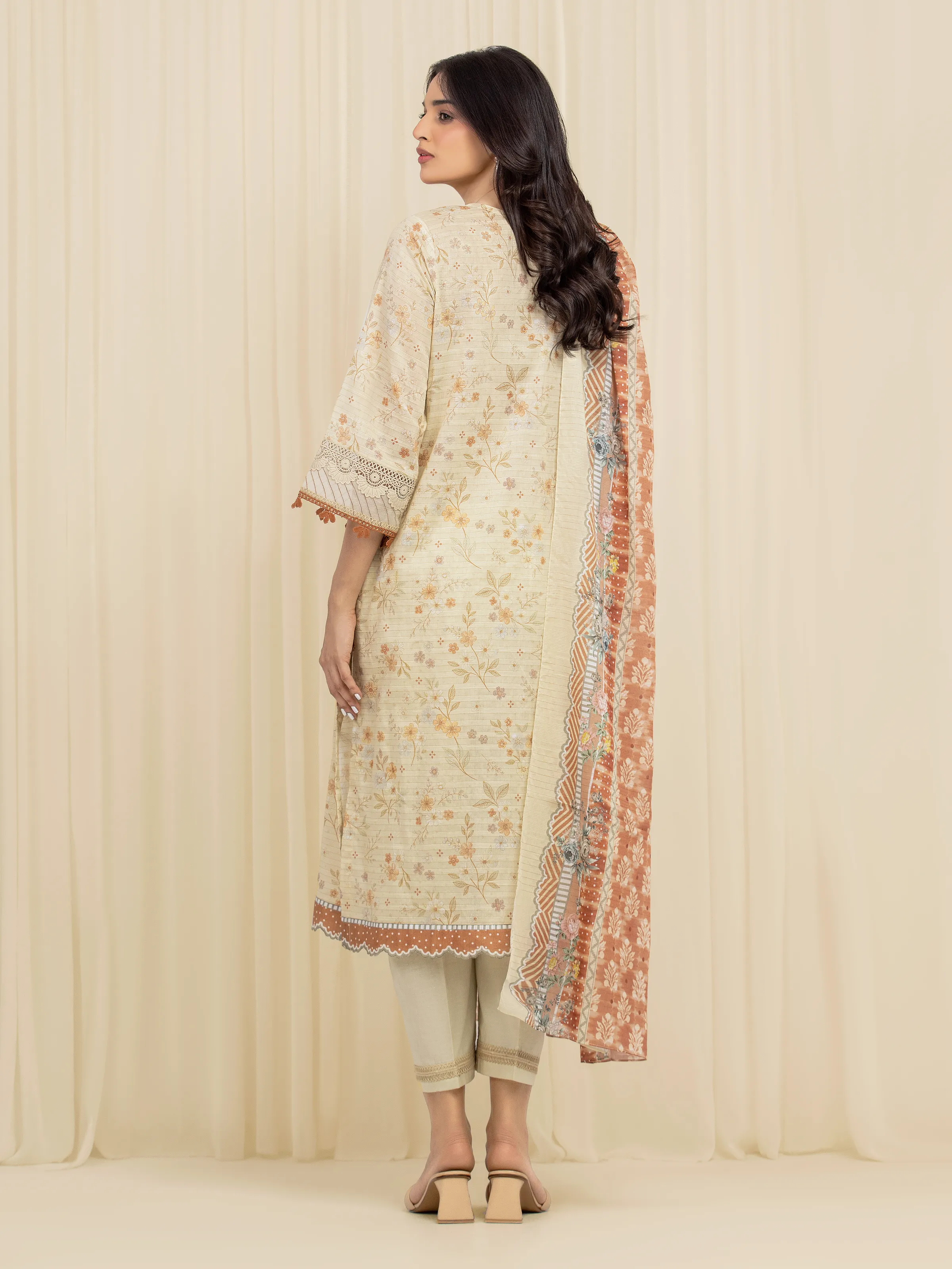 Printed Zari Lawn Suit - EWU6M6-026-3P - Image 5