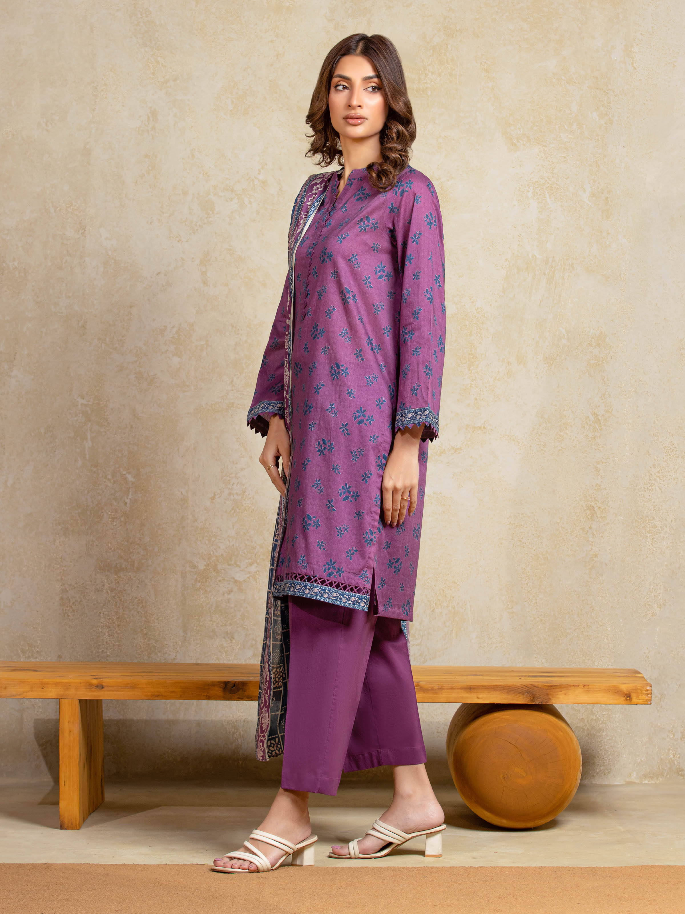 Printed Khaddar Suit - EWU5A3-35921-3P - Image 5