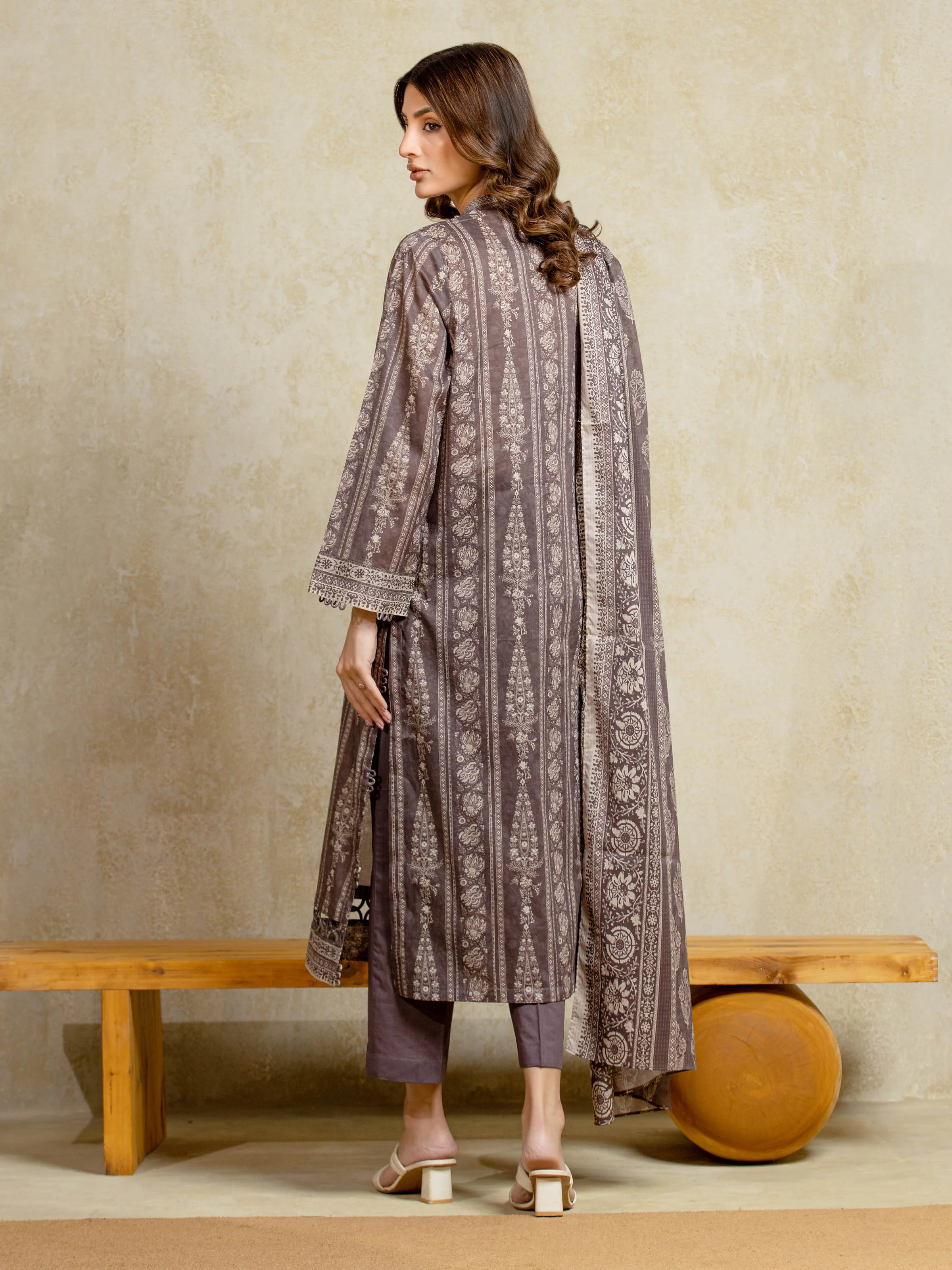 Printed Khaddar Suit - EWU5A3-35961-3P - Image 6