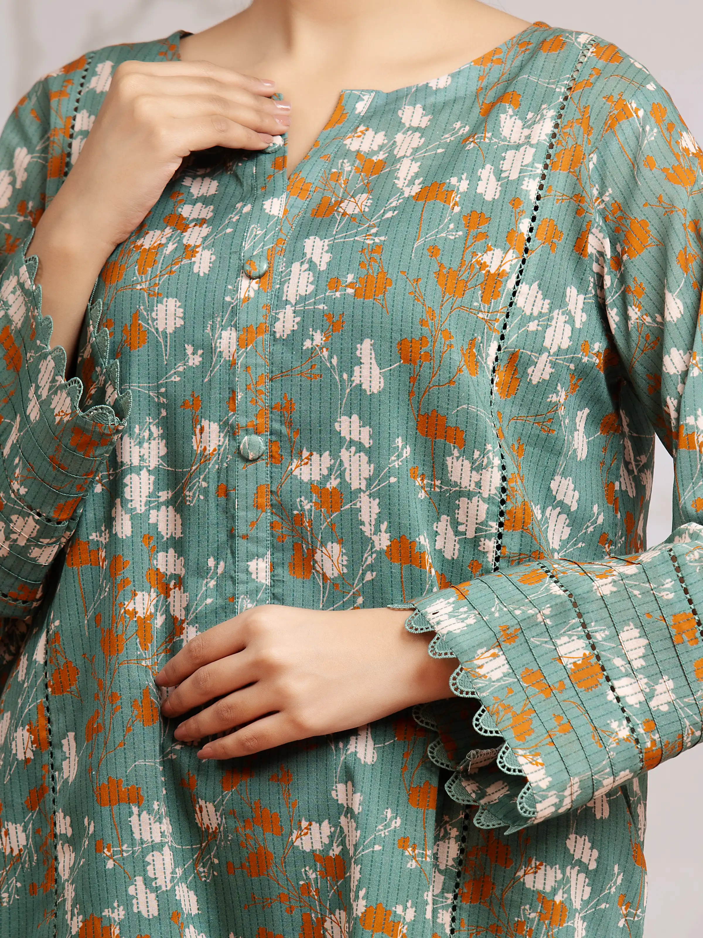 Printed Khaddar Suit - EWU24A3-29805-3P - Image 3