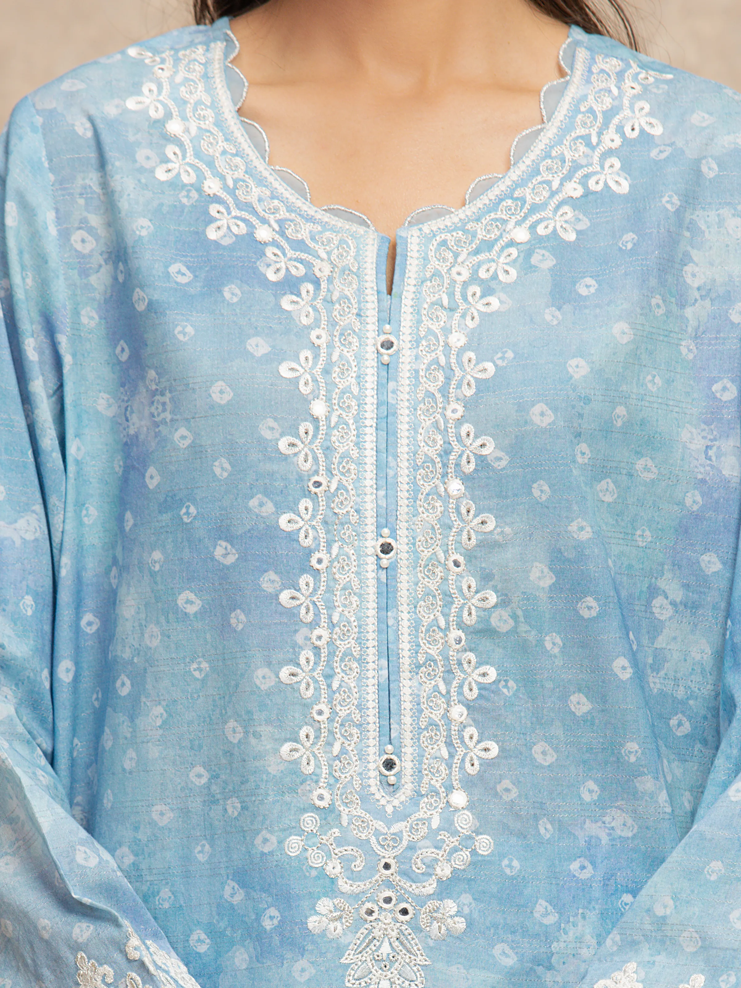 Embroidered Lawn Suit - EWU5V1-31876-3P - Image 4