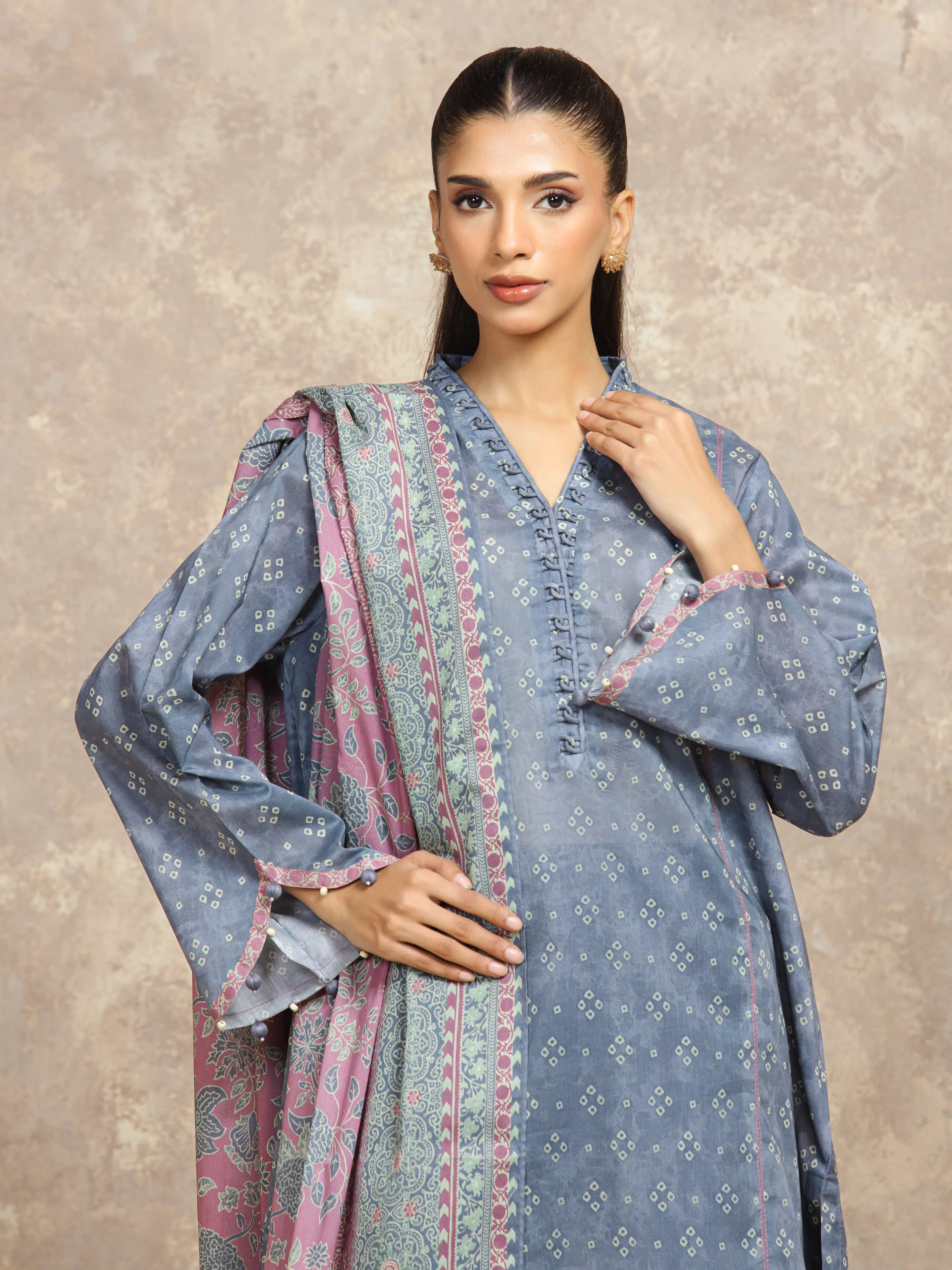 Printed Khaddar Suit - EWU5A3-36132-3P - Image 2