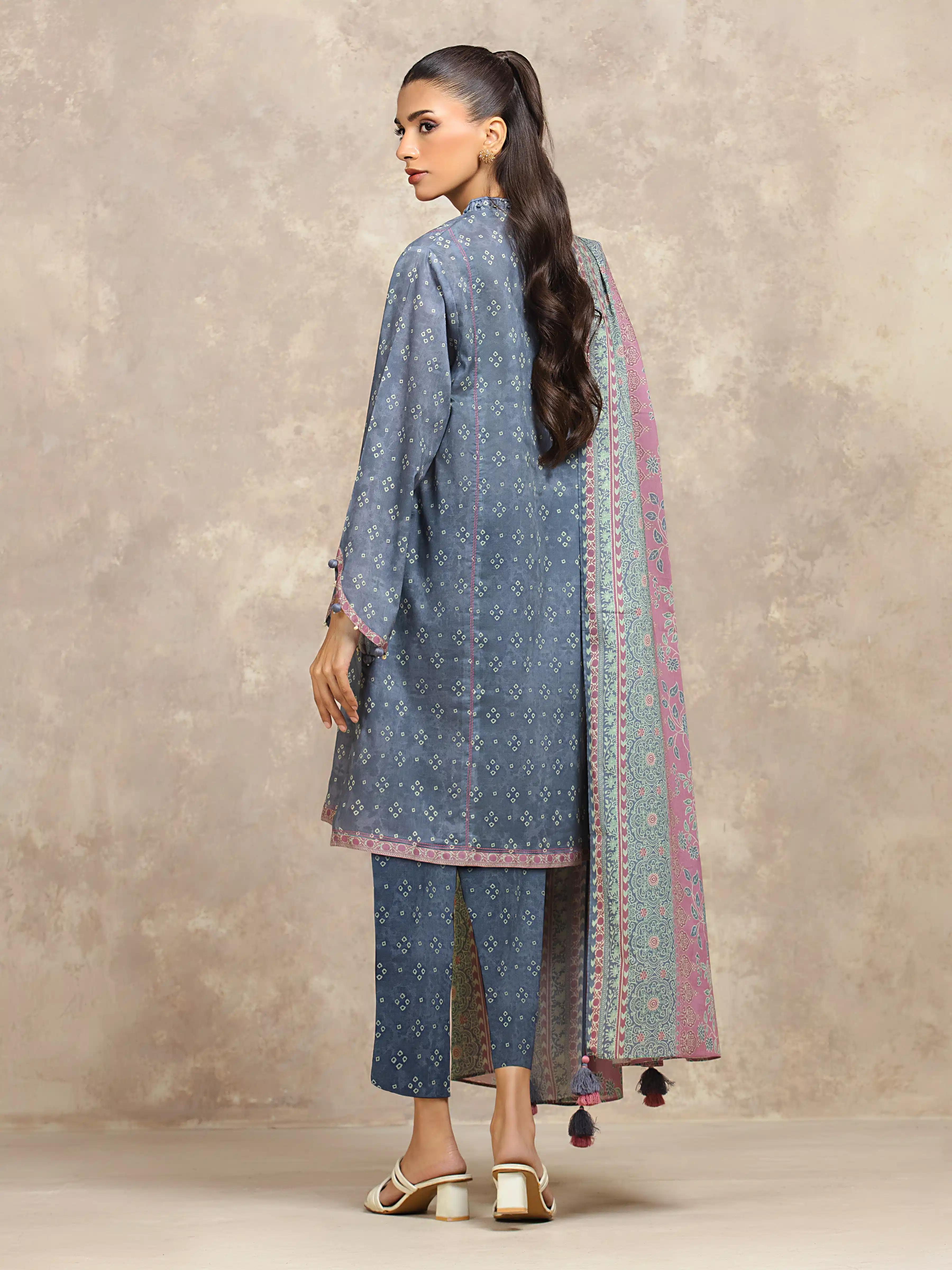 Printed Khaddar Suit - EWU5A3-36132-3P - Image 6