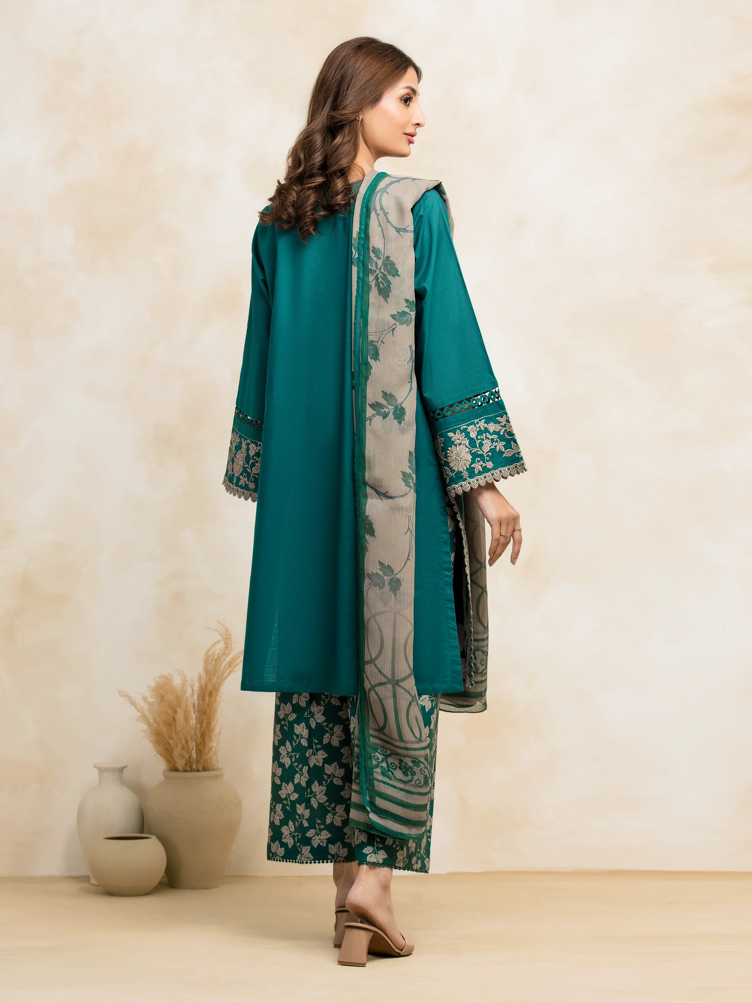 Embroidered Cambric Suit - EWU5V2-31031-3P - Image 2
